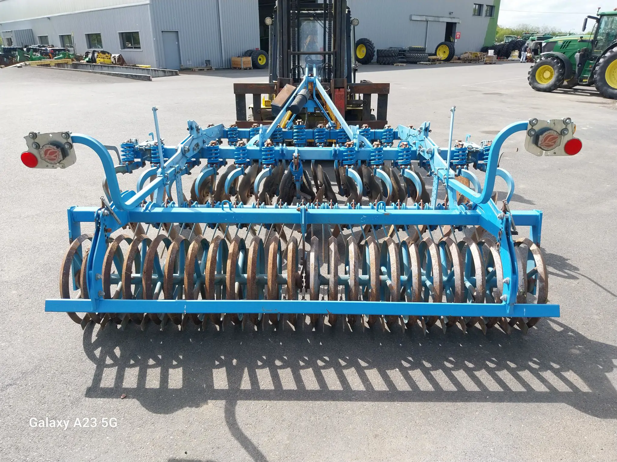 Image LEMKEN DECHAUMEUR A DISQUES LEMKEN
