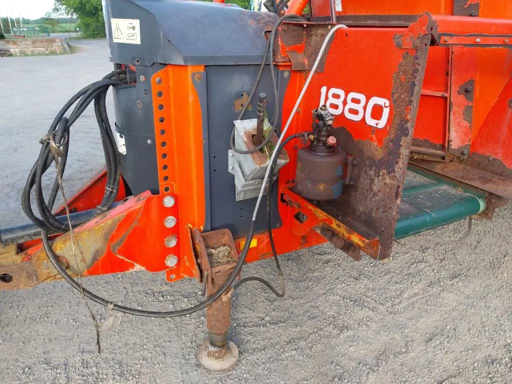 Image KUHN MELANGEUSE PROFILE 18