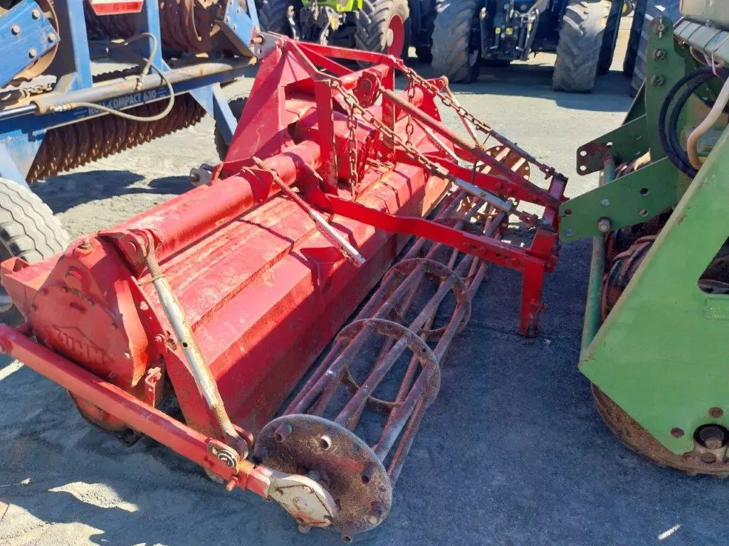 Image KUHN FRAISE ROTATIVE 3M