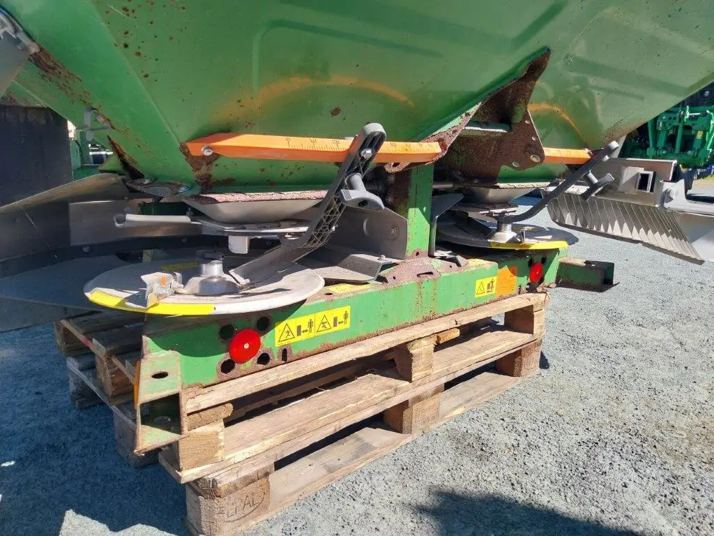 Image AMAZONE DIST ENGRAIS AMAZONE ZA-M 1500