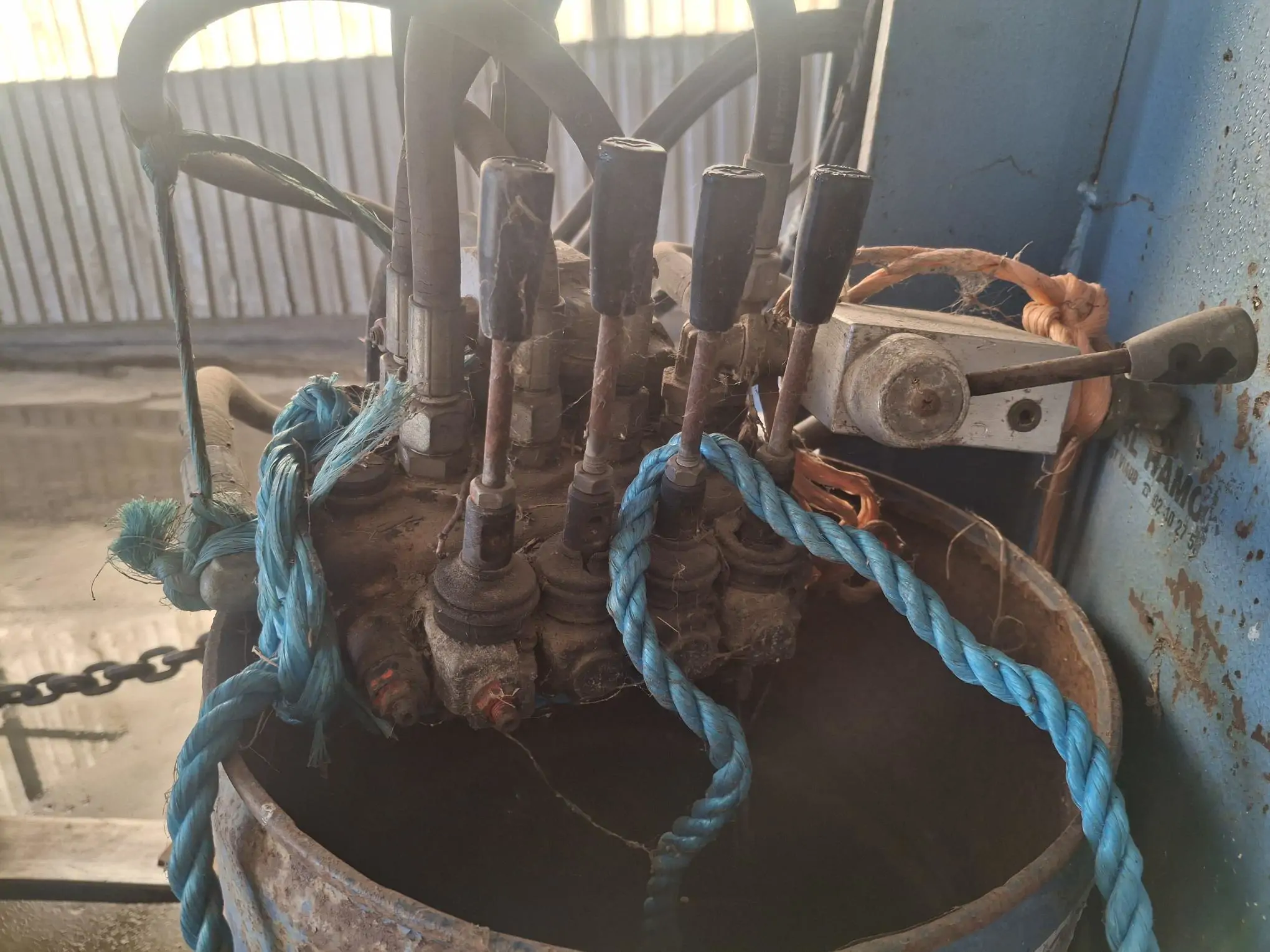 Image CALVET PAILLEUSE CAQUEVEL PORTÉE