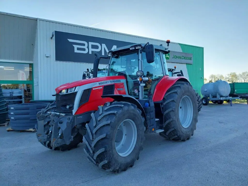 Photo MASSEY FERGUSON TRACTEUR 7S 180