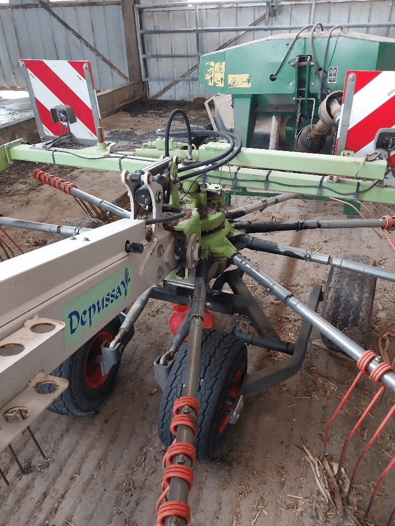 Image CLAAS ANDAINEUR CLAAS LINER 650 TWIN