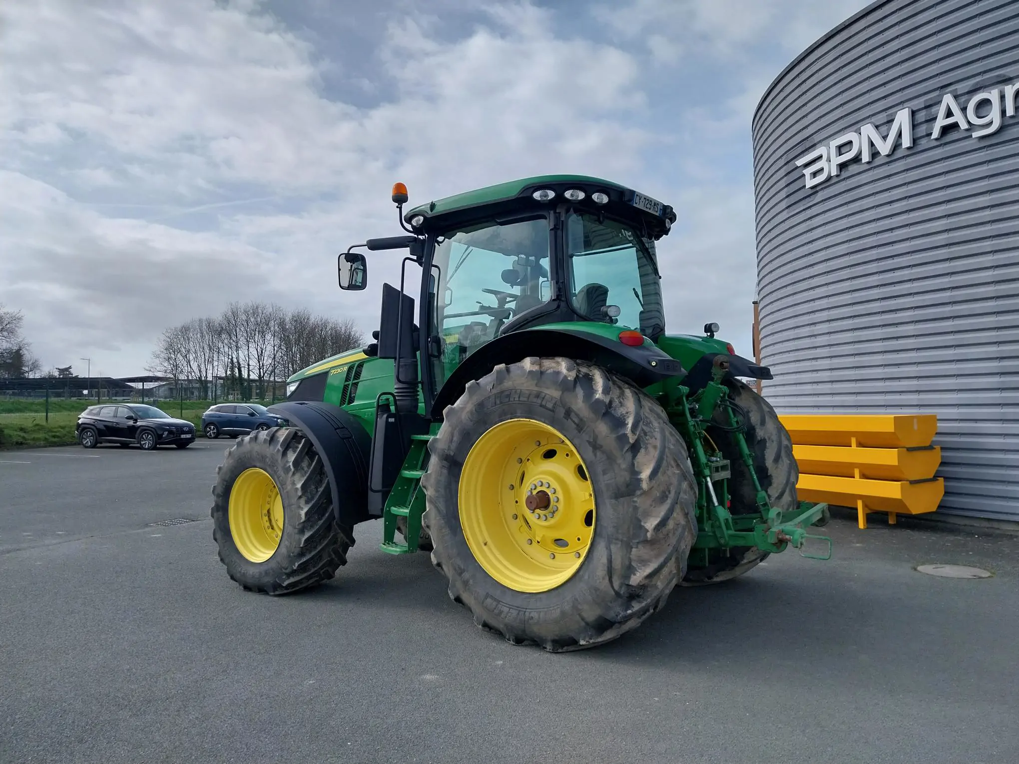 Image JOHN DEERE TRACTEUR JOHN DEERE 7230R