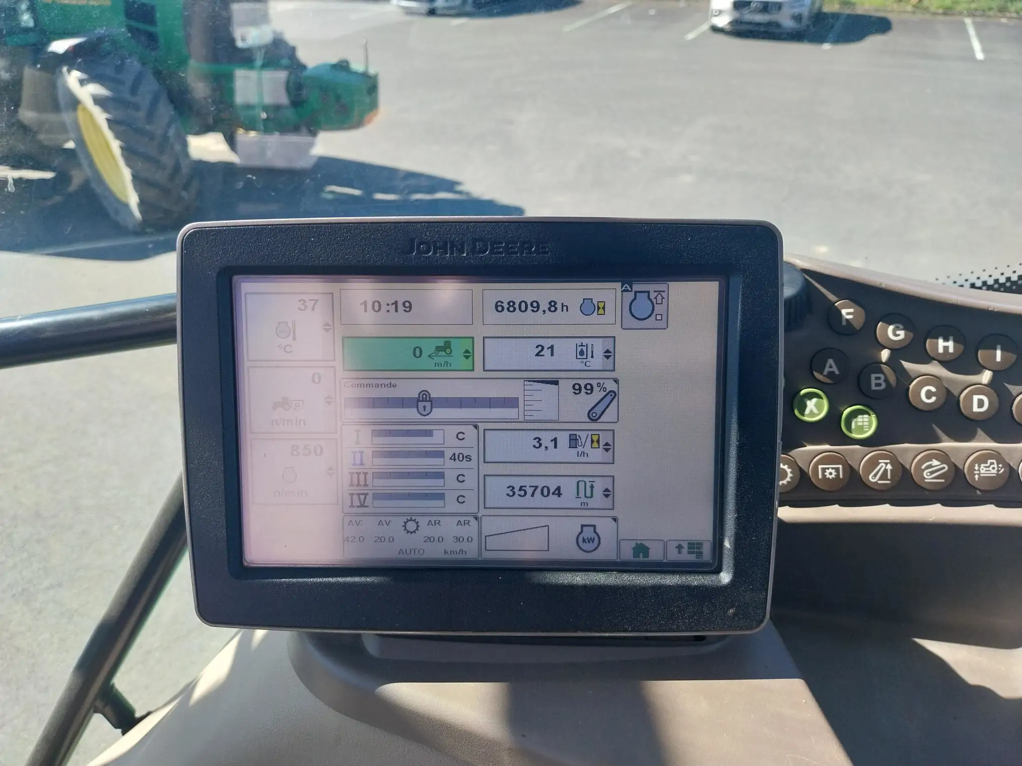 Image JOHN DEERE TRA 6150R PR+SUSP 650/65X42