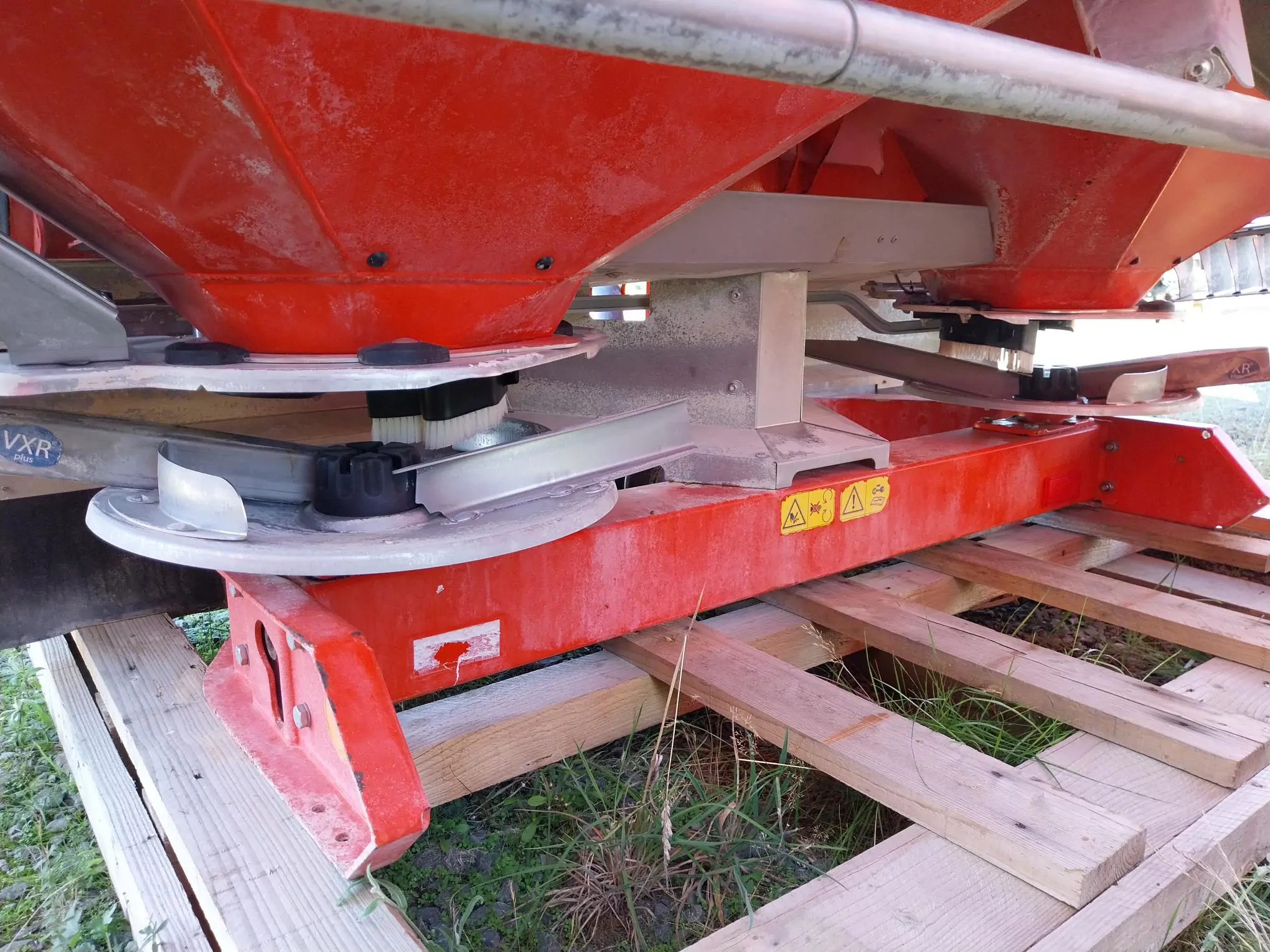 Image KUHN AXIS 40.1WT25 ISOBUS 2700L