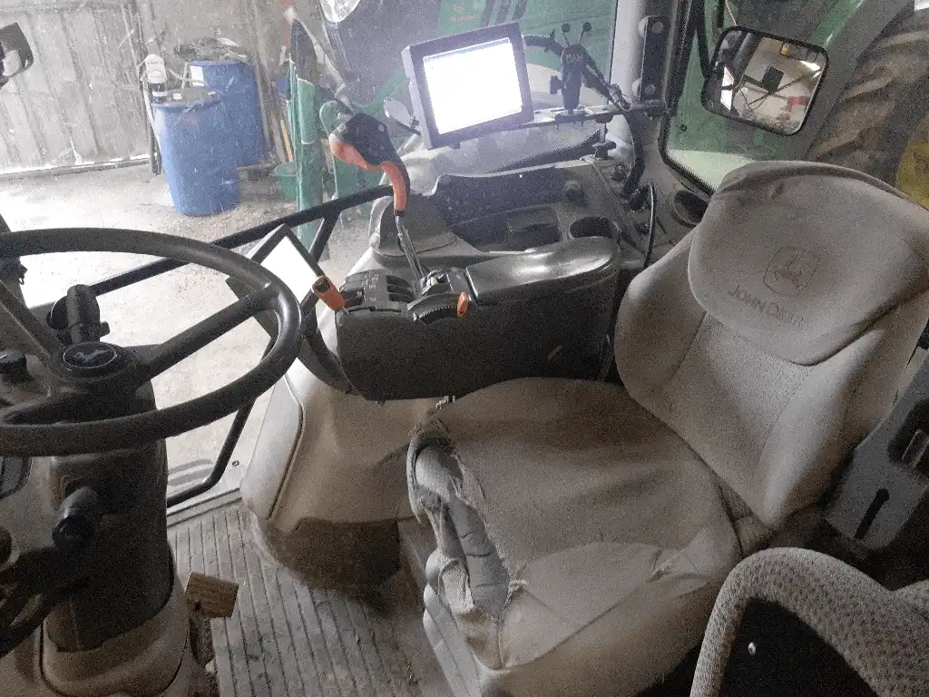 Image JOHN DEERE TRA JD 6115R PR+PACK 460/85X38
