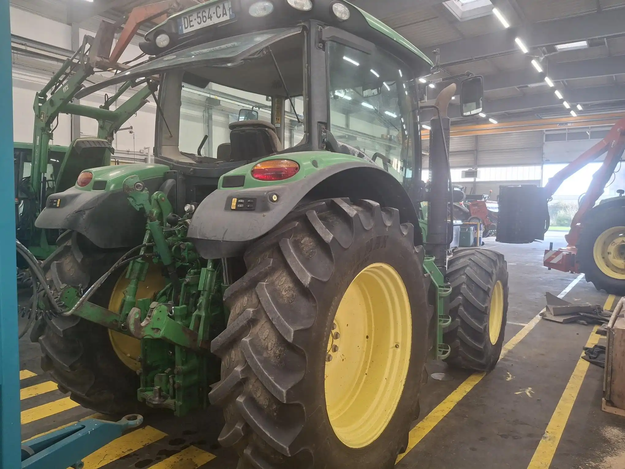 Image JOHN DEERE TRA JD 6115R PR+PACK 460/85X38
