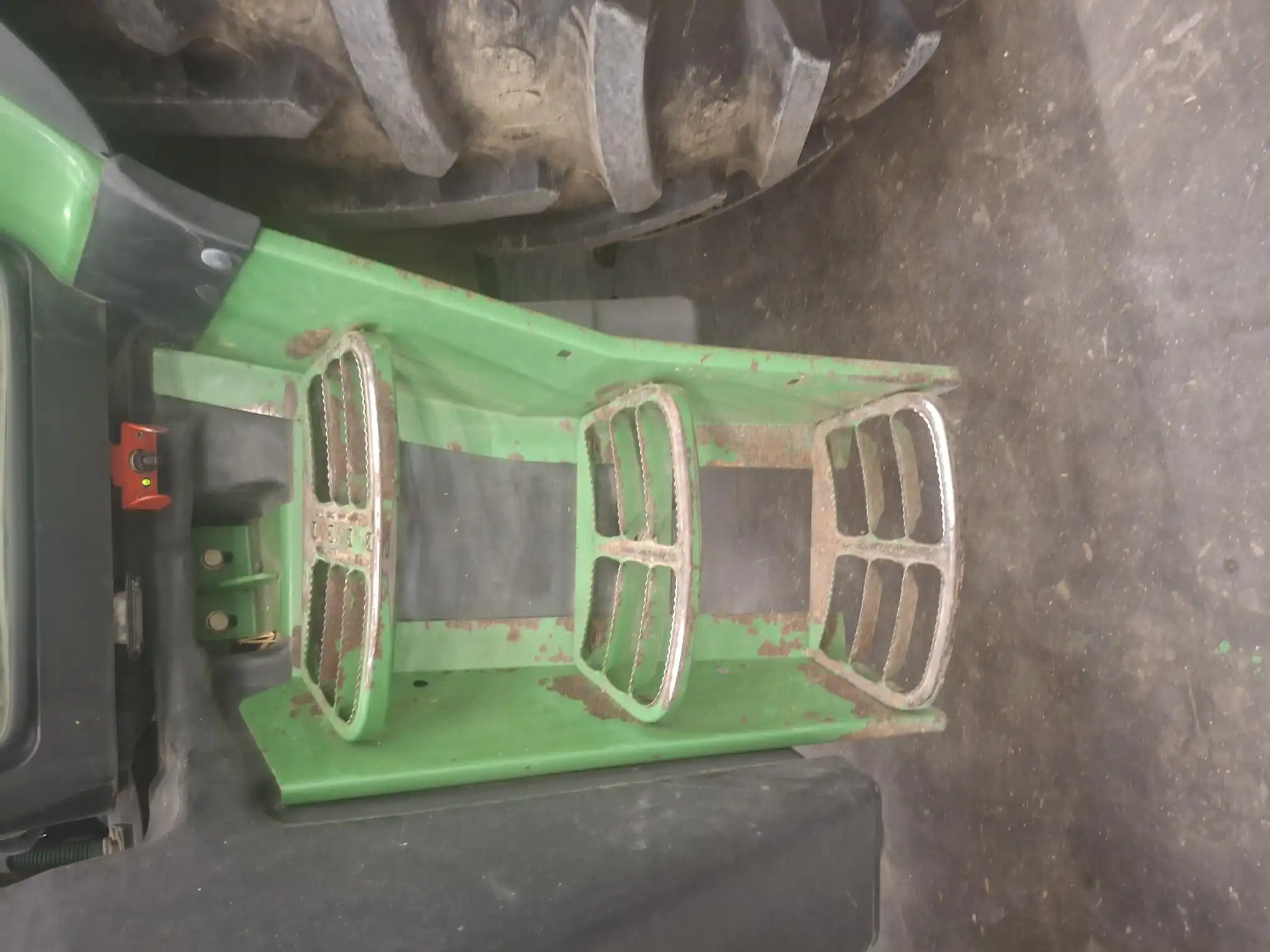 Image JOHN DEERE TRA JD 6115R PR+PACK 460/85X38