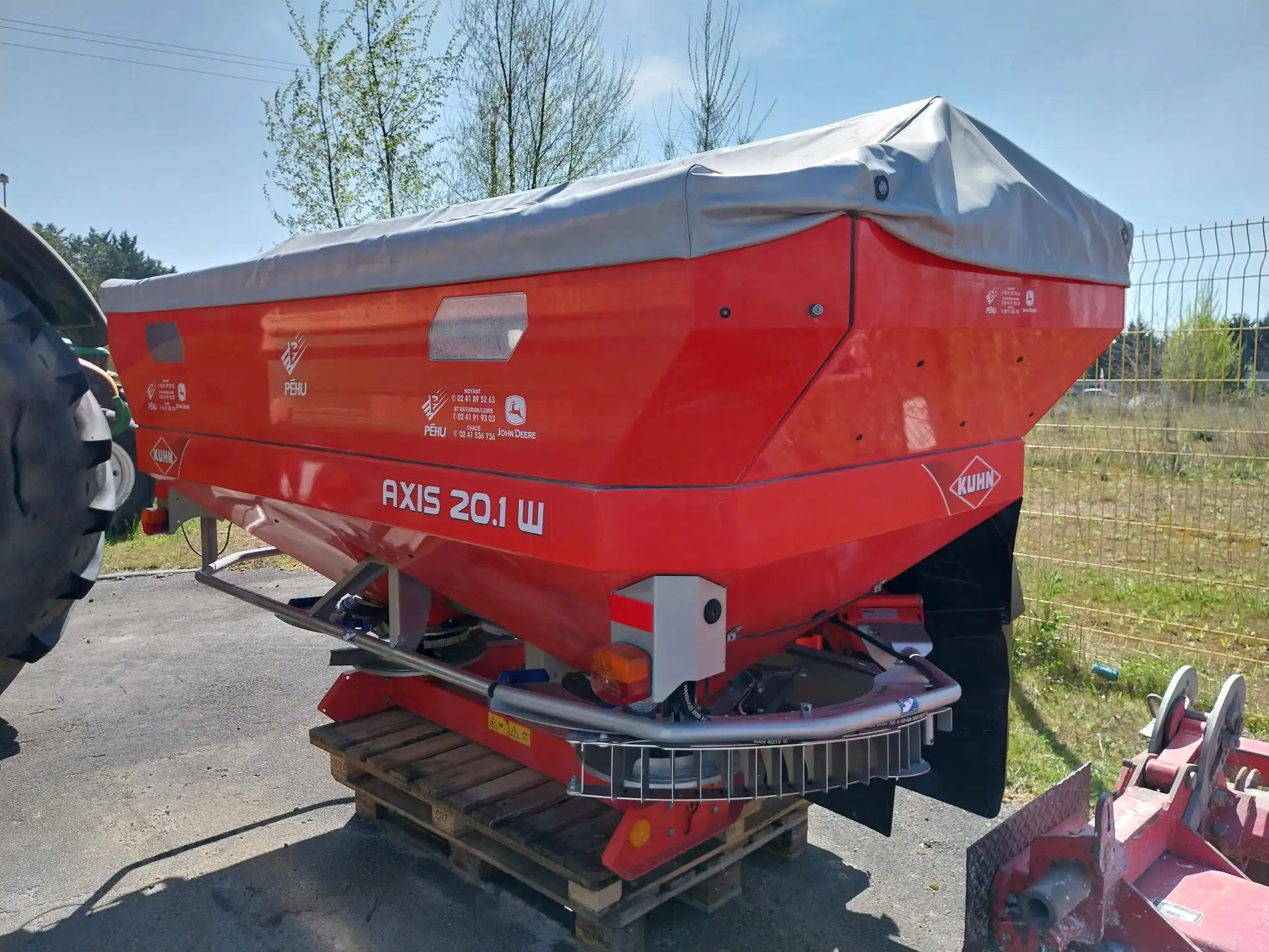 Image KUHN AXIS 20.1 W T25