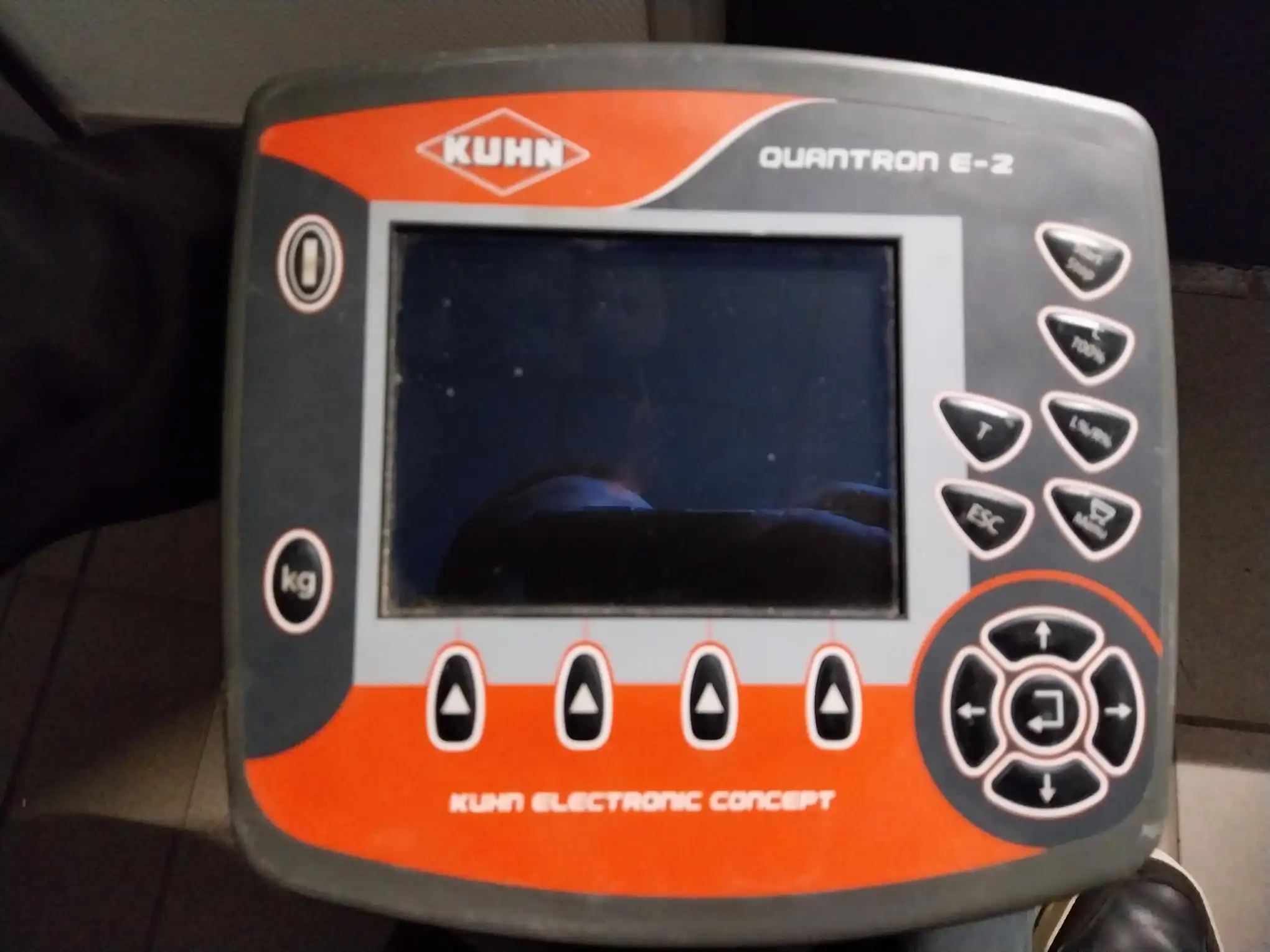 Image KUHN AXIS 20.1 W T25