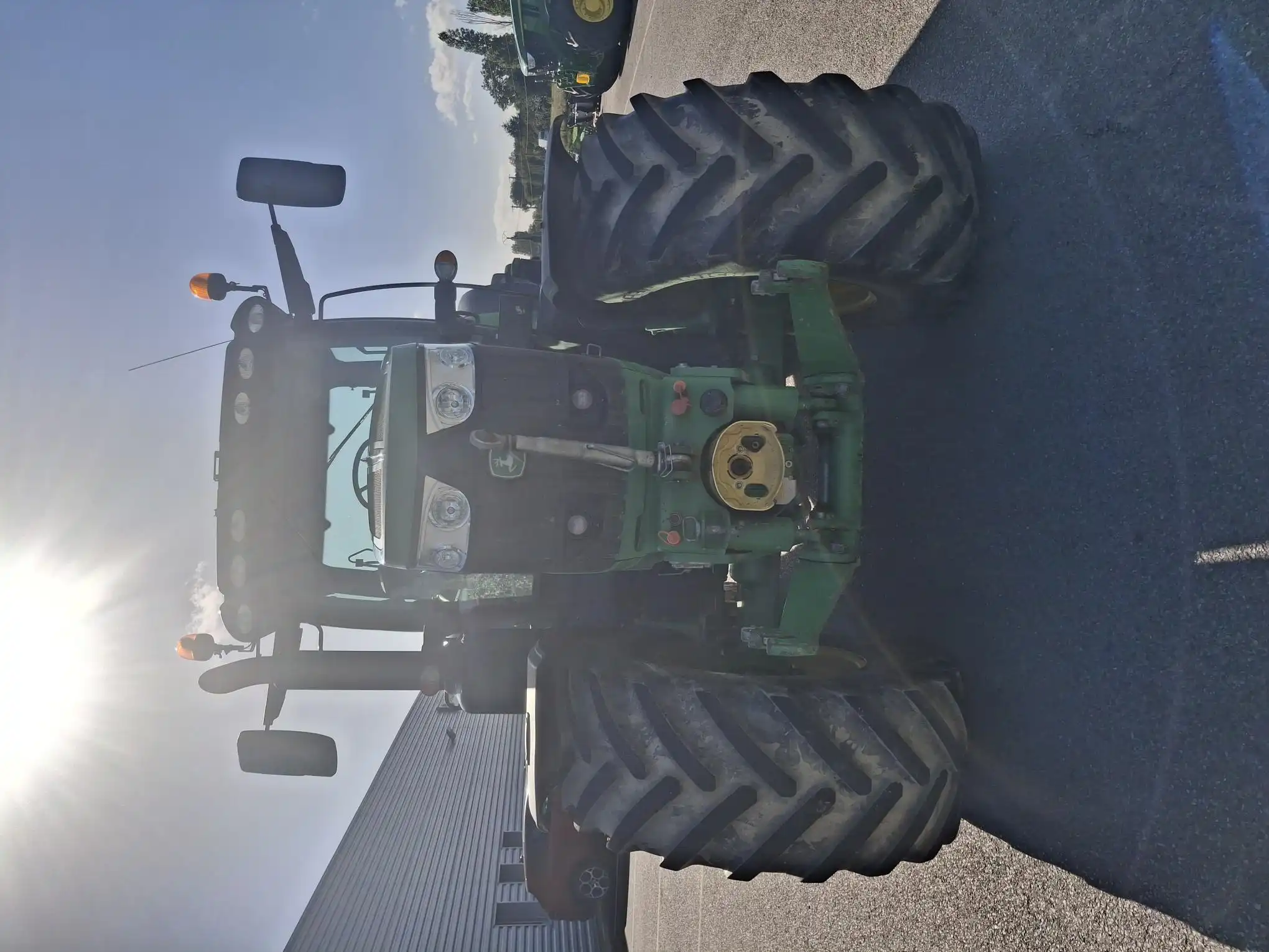 Image JOHN DEERE TRACTEUR JOHN DEERE 6195R