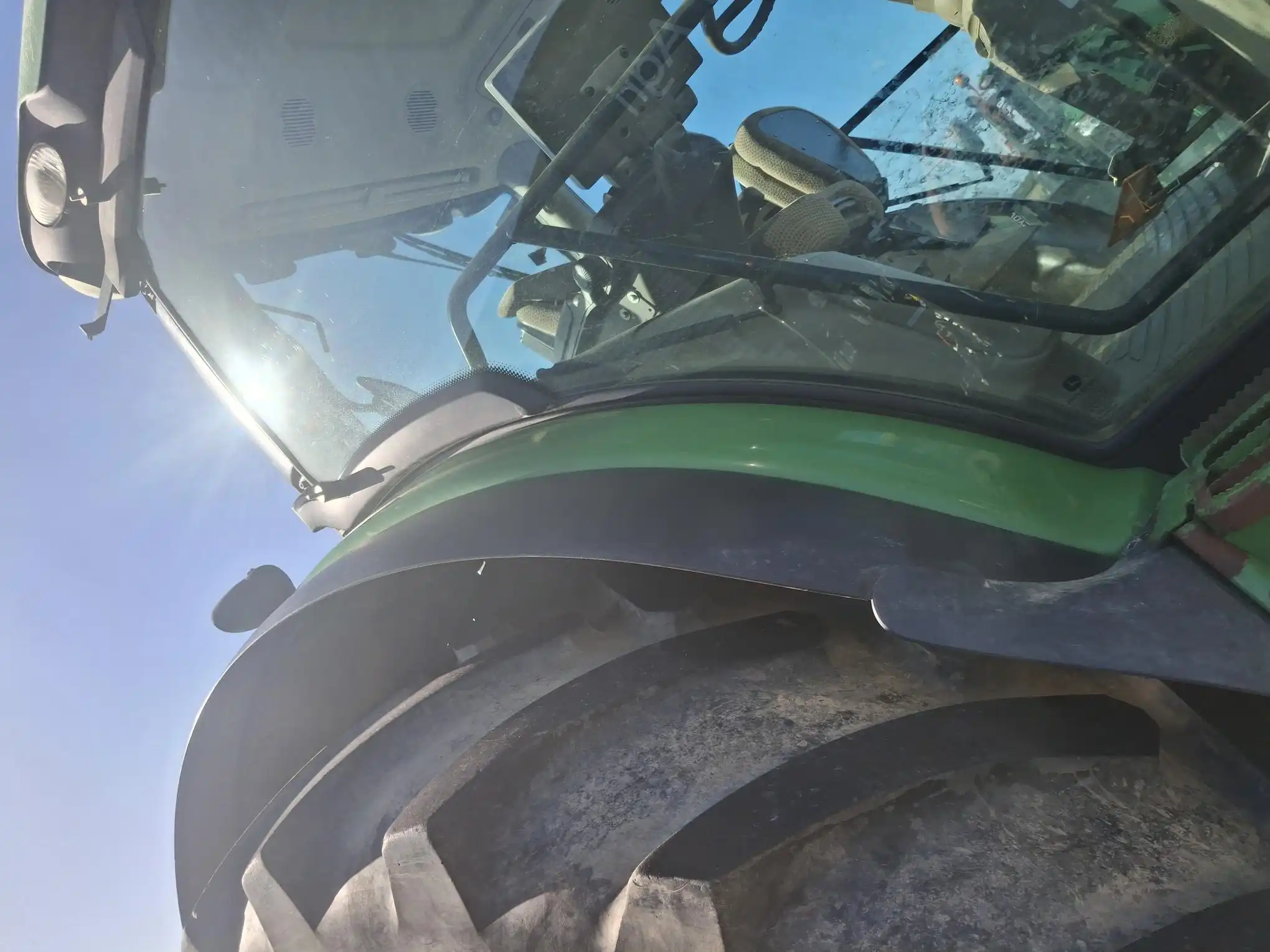 Image JOHN DEERE TRACTEUR JOHN DEERE 6195R