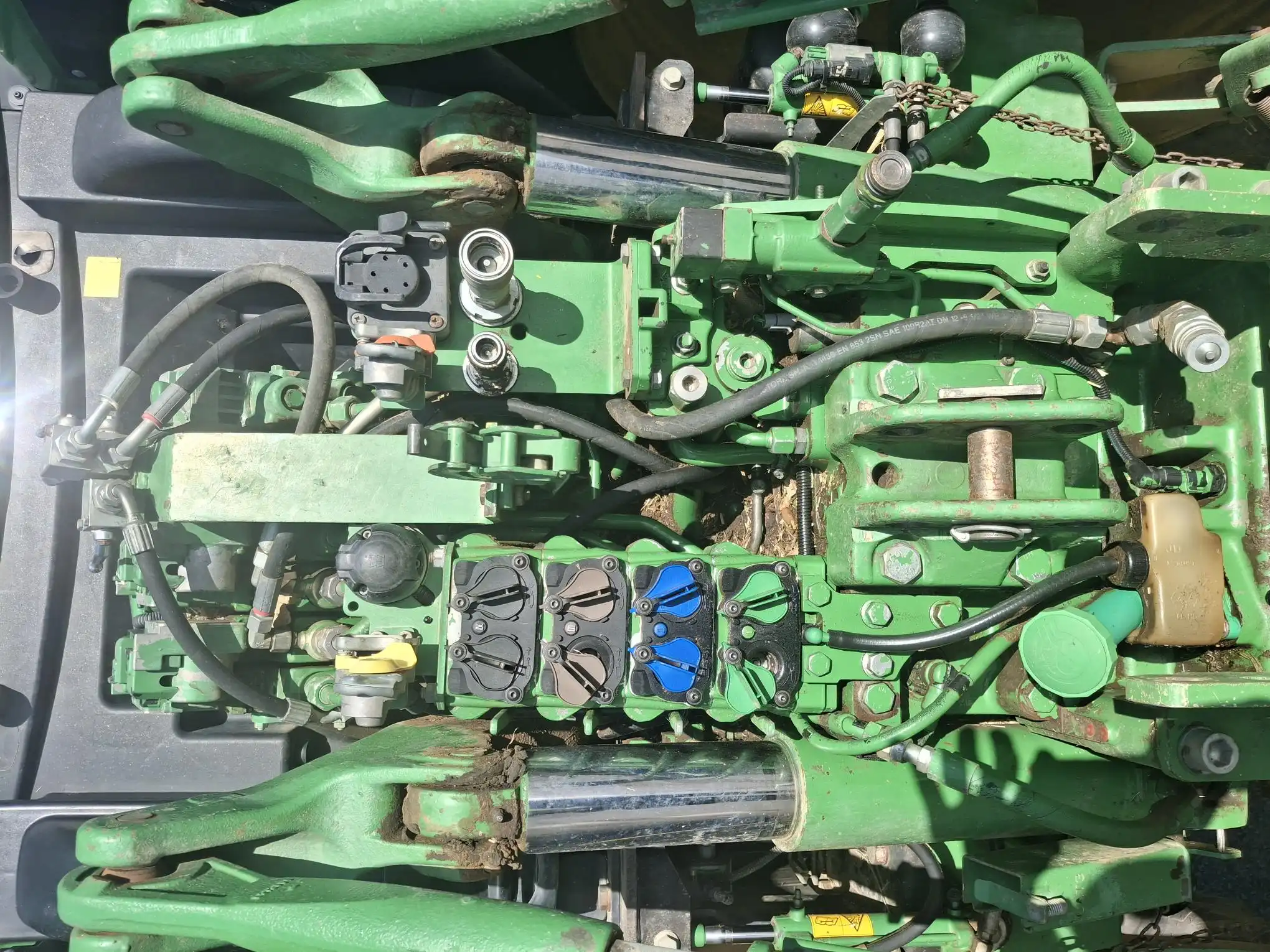 Image JOHN DEERE TRACTEUR JOHN DEERE 6195R