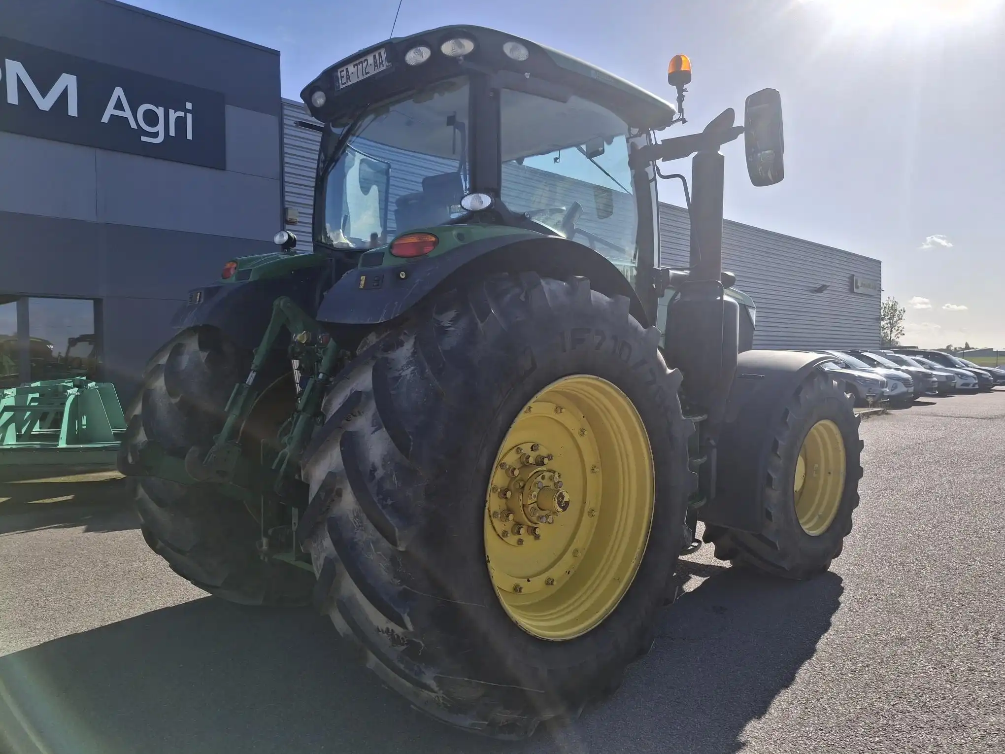 Image JOHN DEERE TRACTEUR JOHN DEERE 6195R