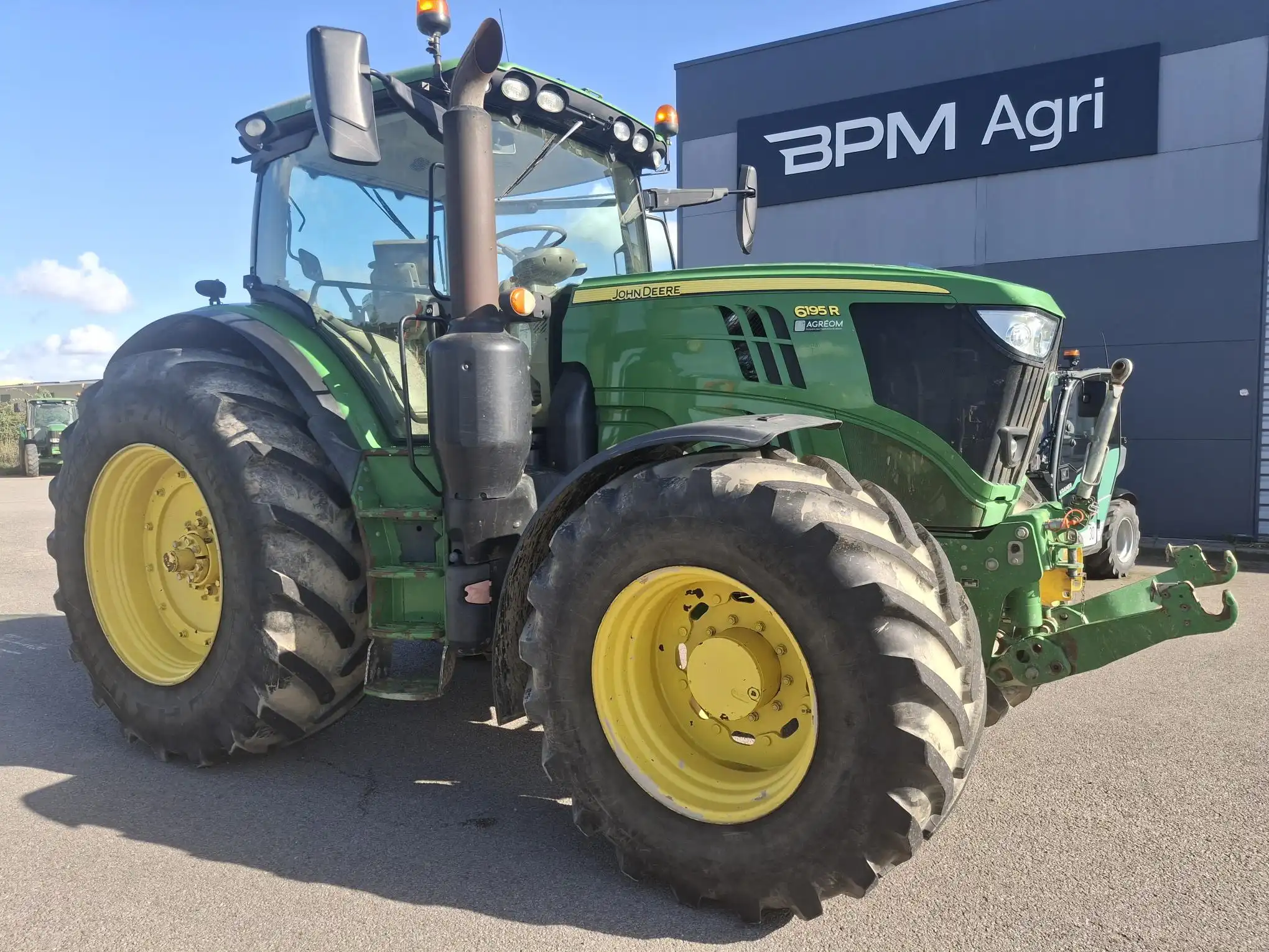 Image JOHN DEERE TRACTEUR JOHN DEERE 6195R