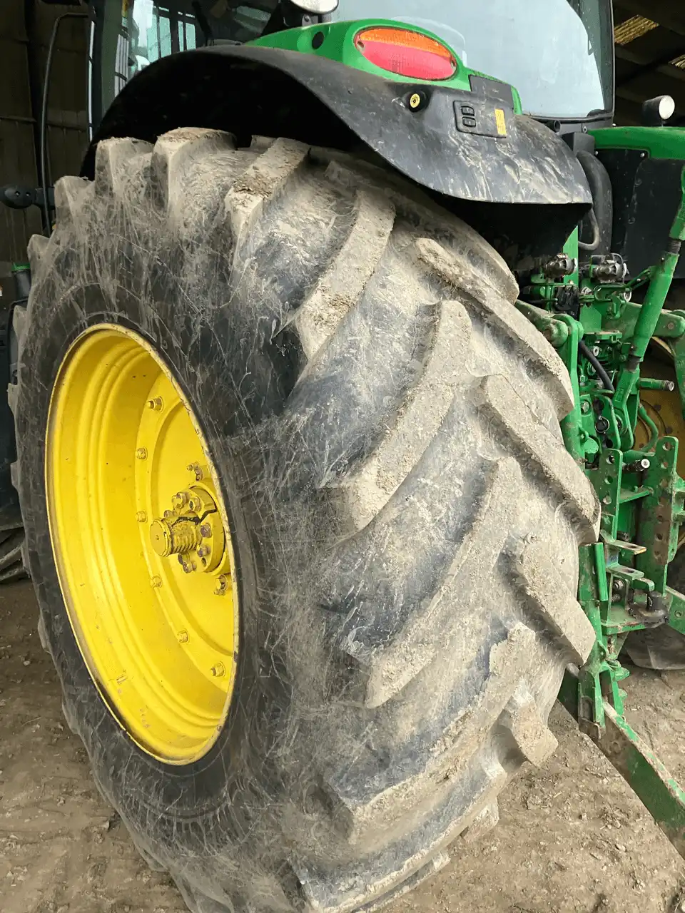 Image JOHN DEERE TRACTEUR JOHN DEERE 6195R