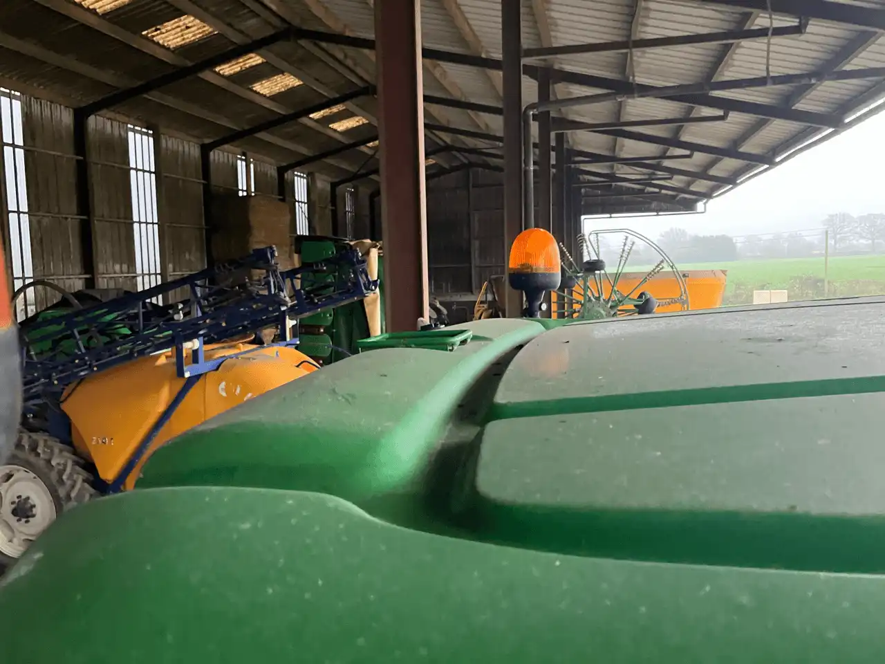 Image JOHN DEERE TRACTEUR JOHN DEERE 6195R