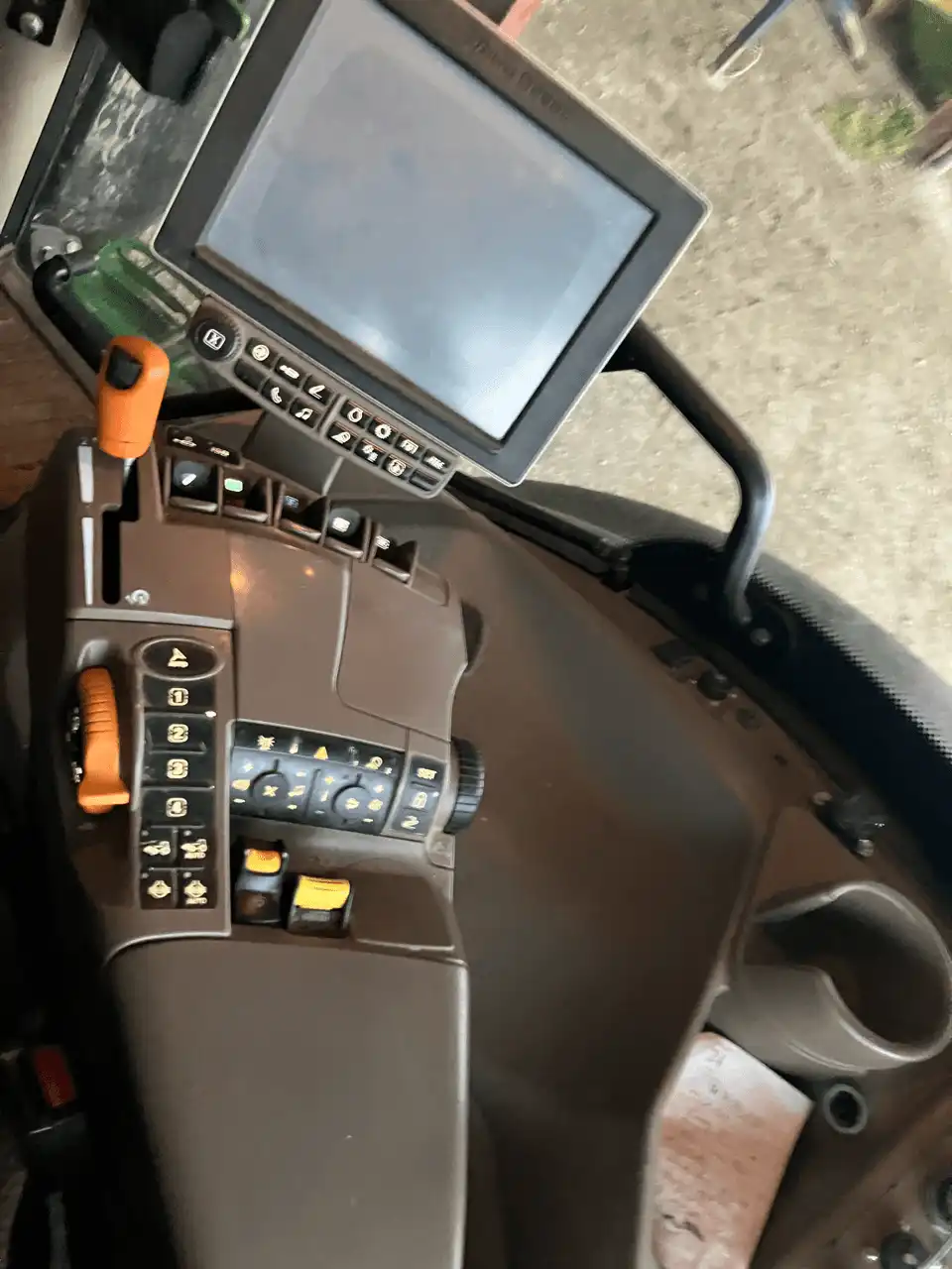 Image JOHN DEERE TRACTEUR JOHN DEERE 6195R