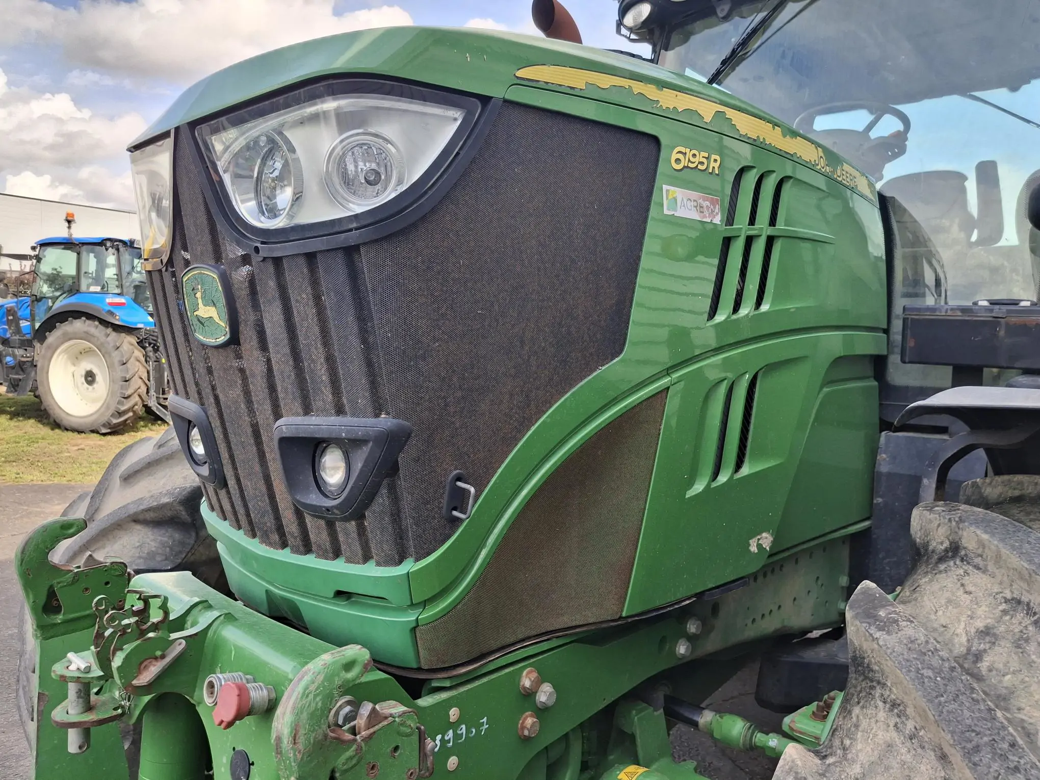 Image JOHN DEERE 6195R FT4