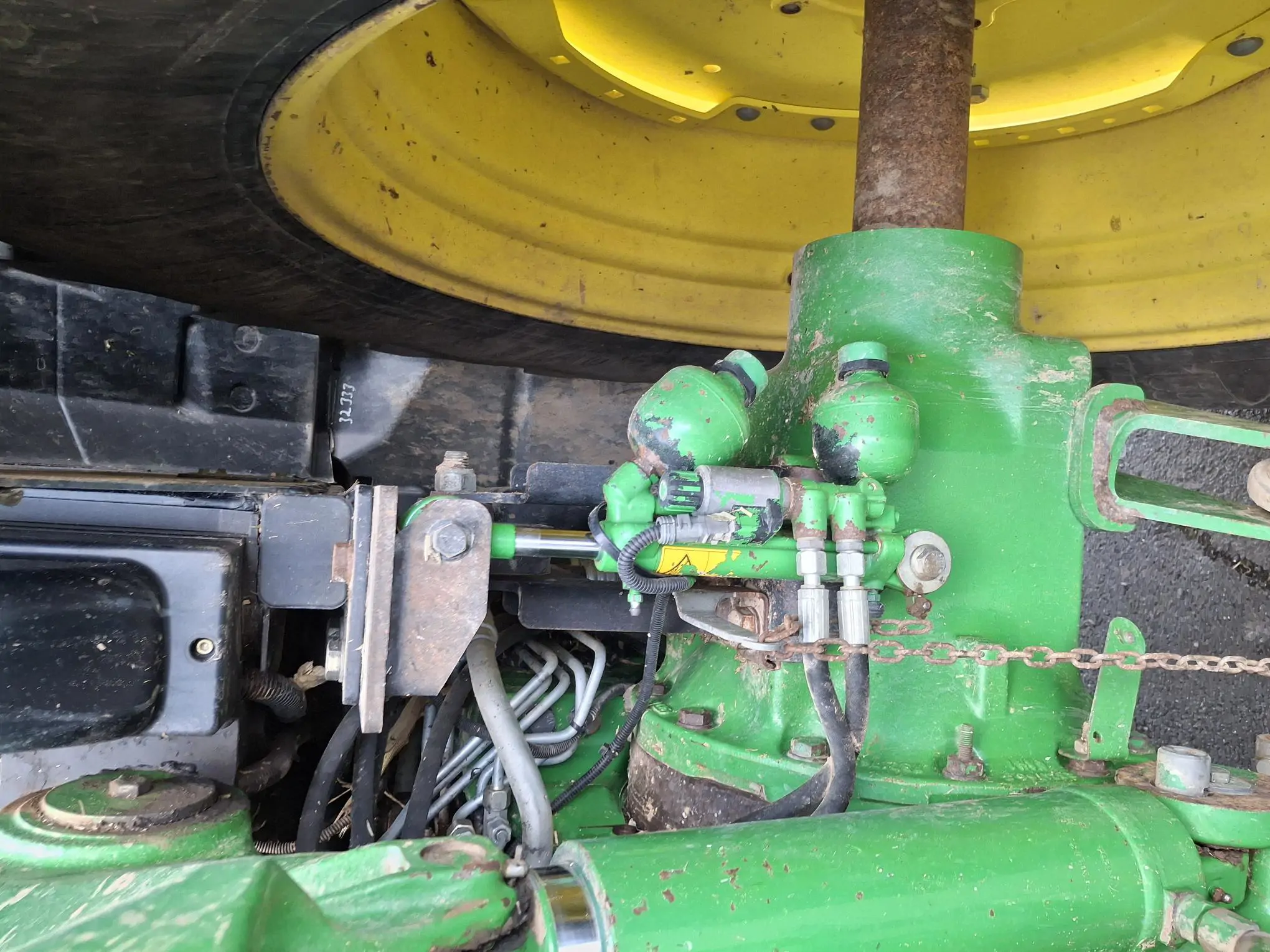 Image JOHN DEERE 6195R FT4