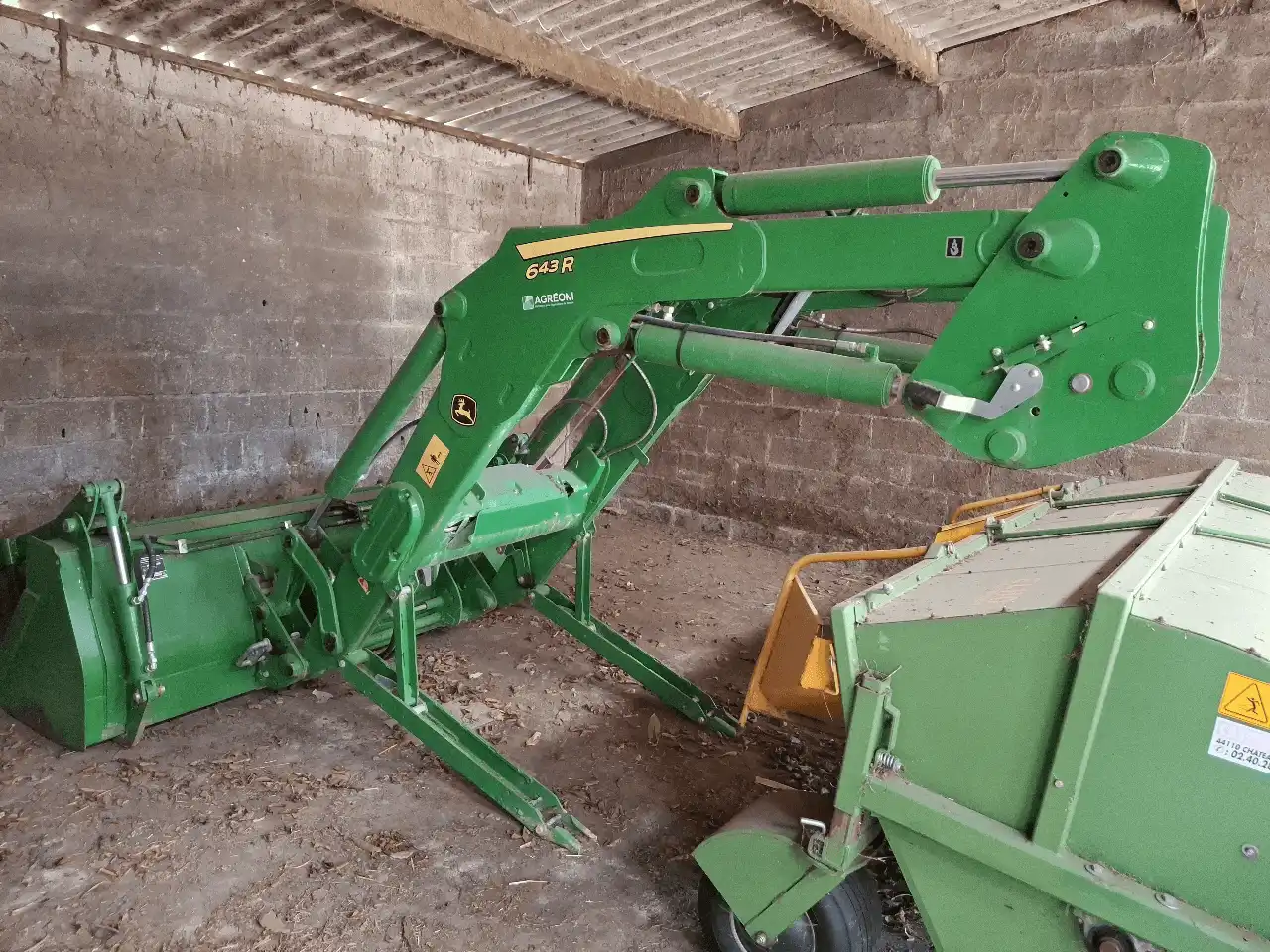 Image JOHN DEERE 6110R
