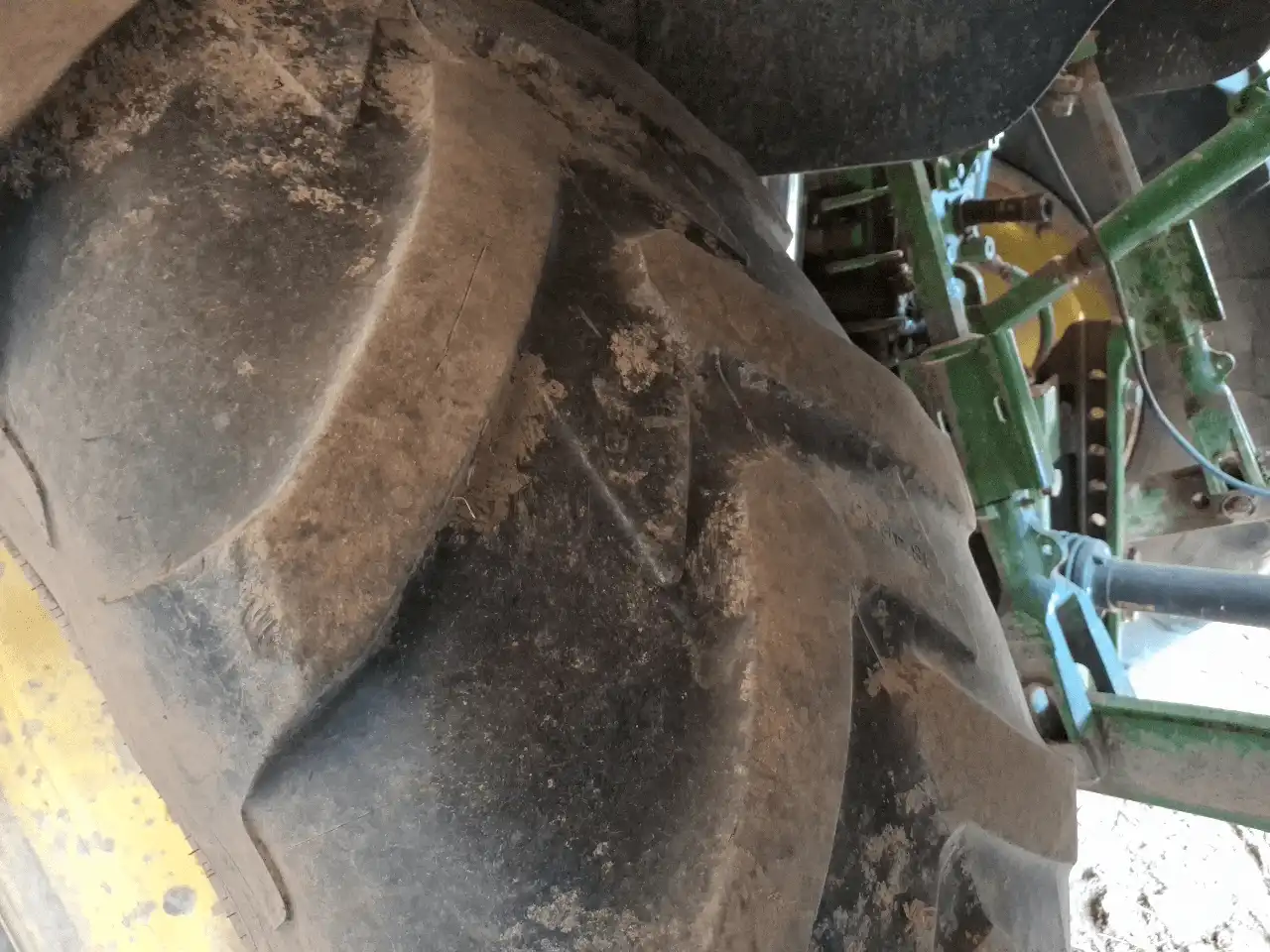 Image JOHN DEERE 6110R