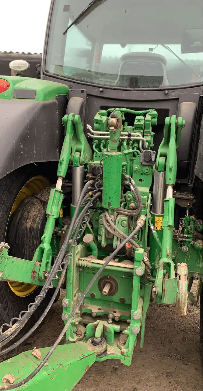 Image JOHN DEERE 6175R