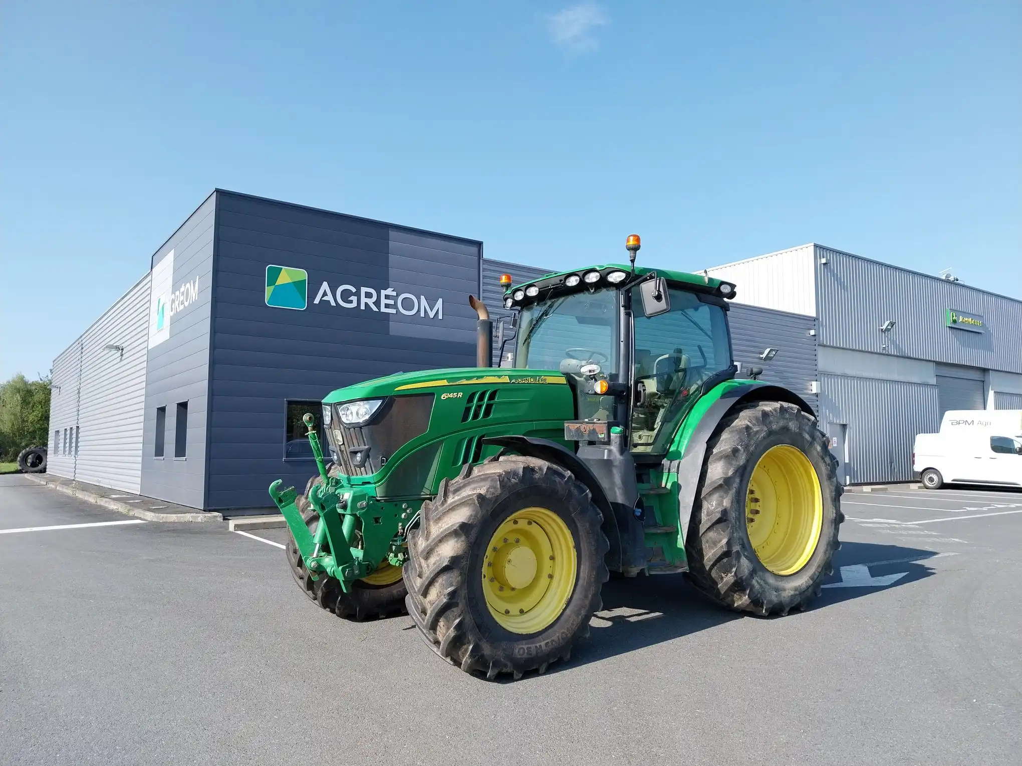 Photo JOHN DEERE TRACTEUR JOHN DEERE 6145R