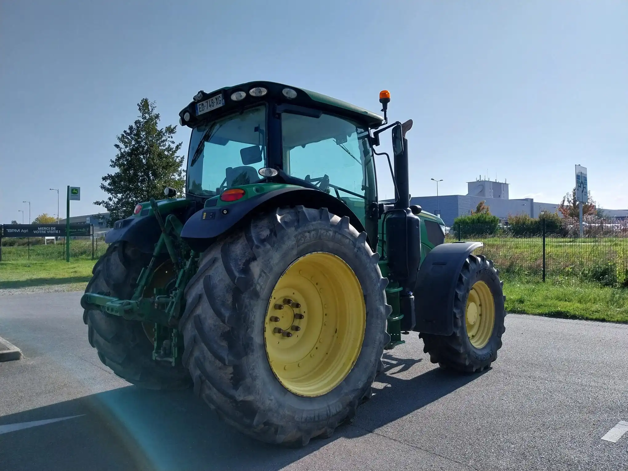 Image JOHN DEERE TRACTEUR JOHN DEERE 6145R