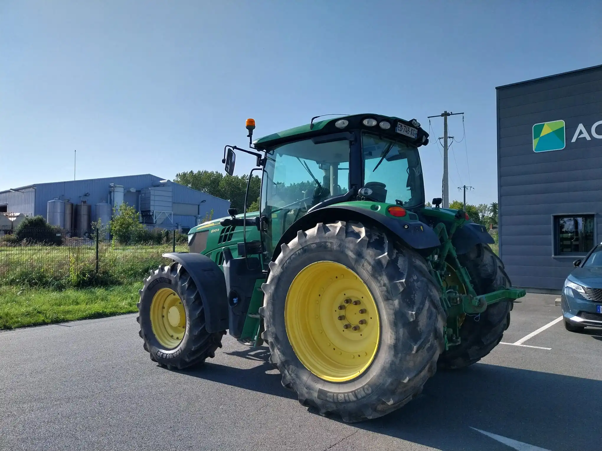 Image JOHN DEERE TRACTEUR JOHN DEERE 6145R