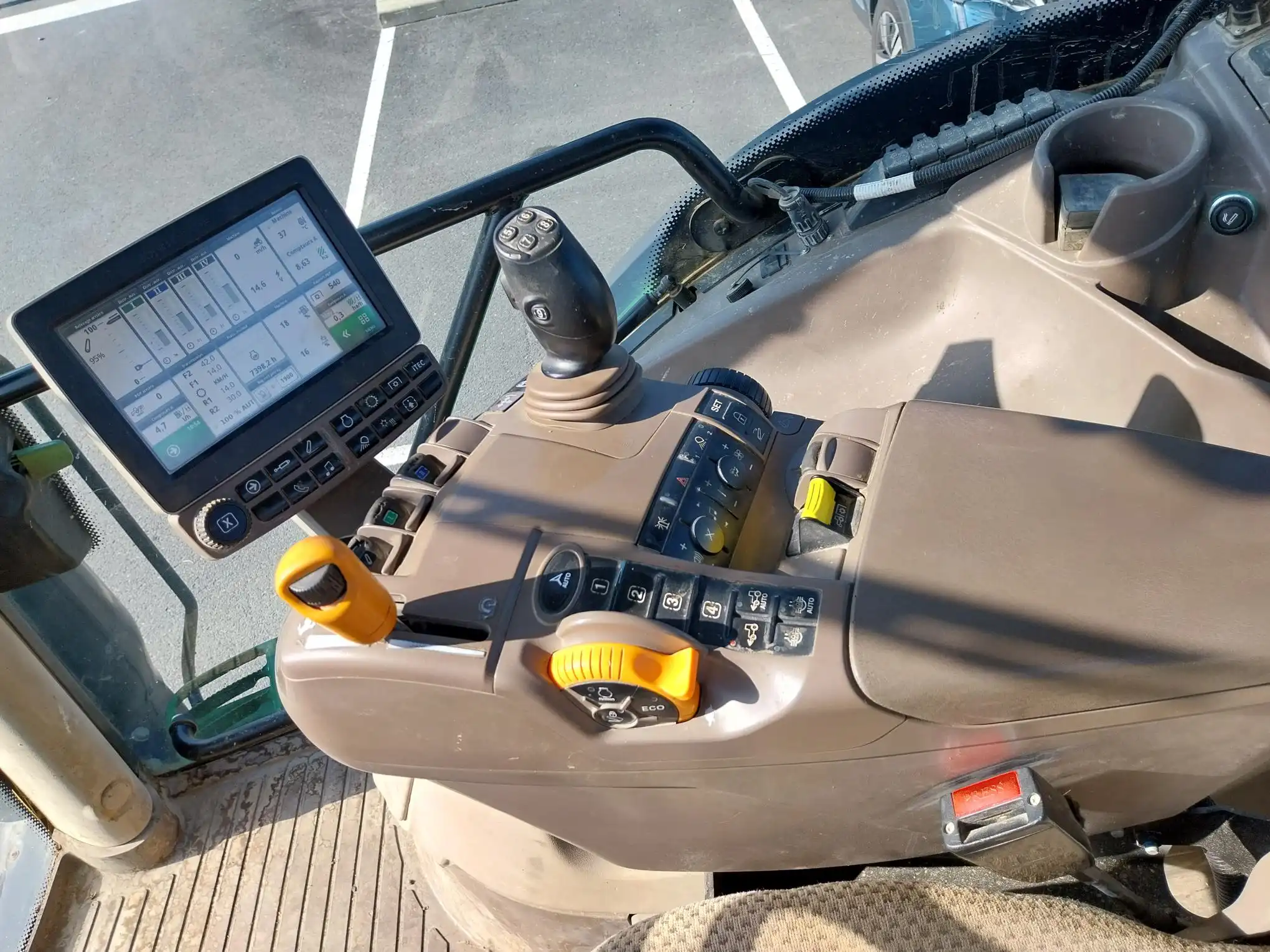 Image JOHN DEERE TRACTEUR JOHN DEERE 6145R