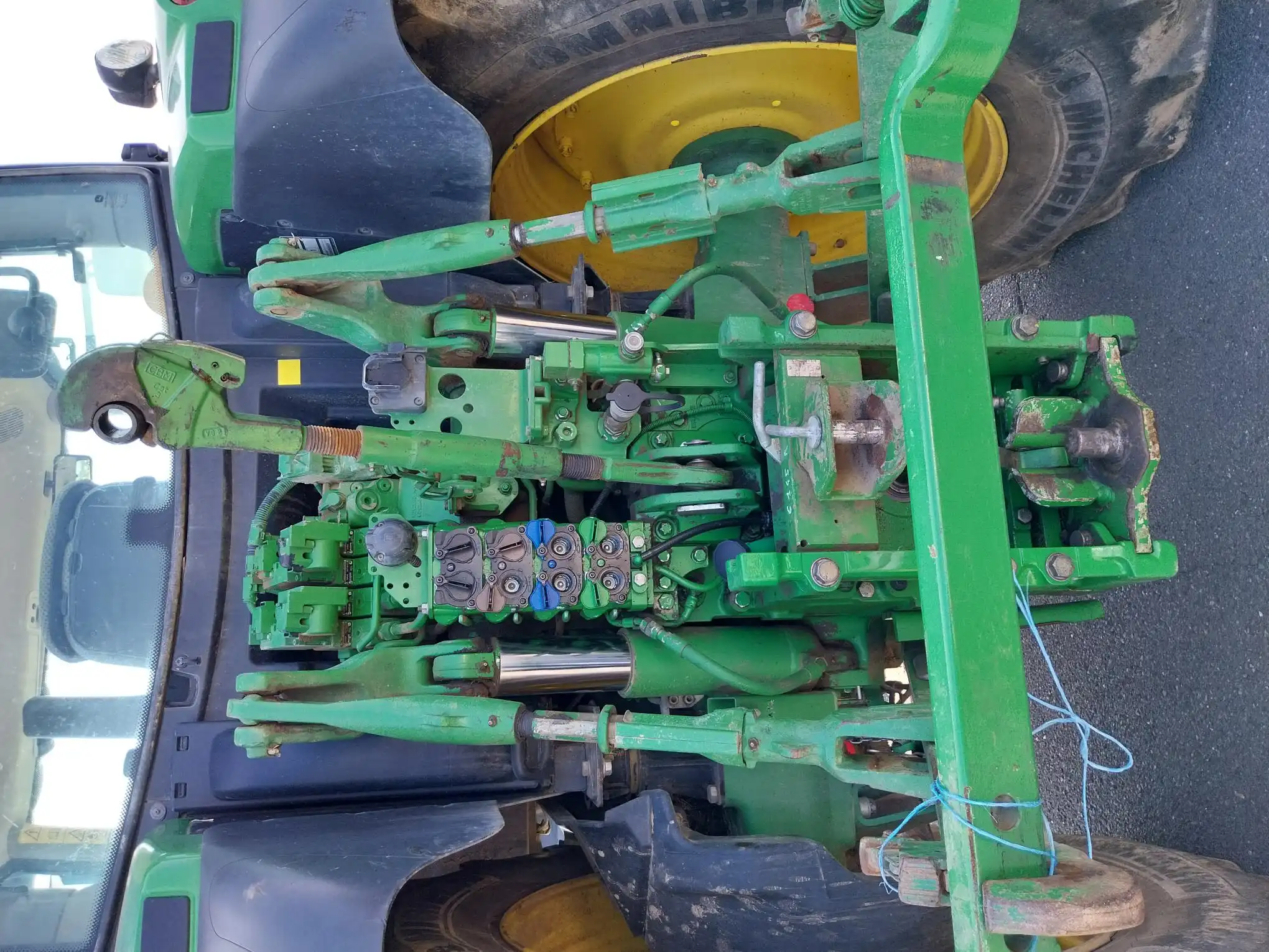 Image JOHN DEERE TRACTEUR JOHN DEERE 6145R