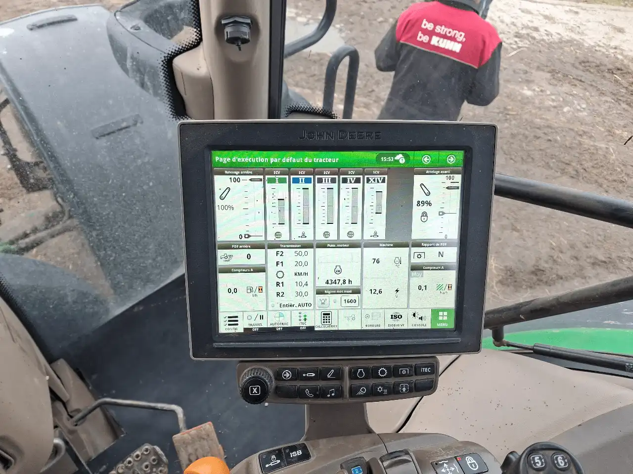 Image JOHN DEERE 6145R