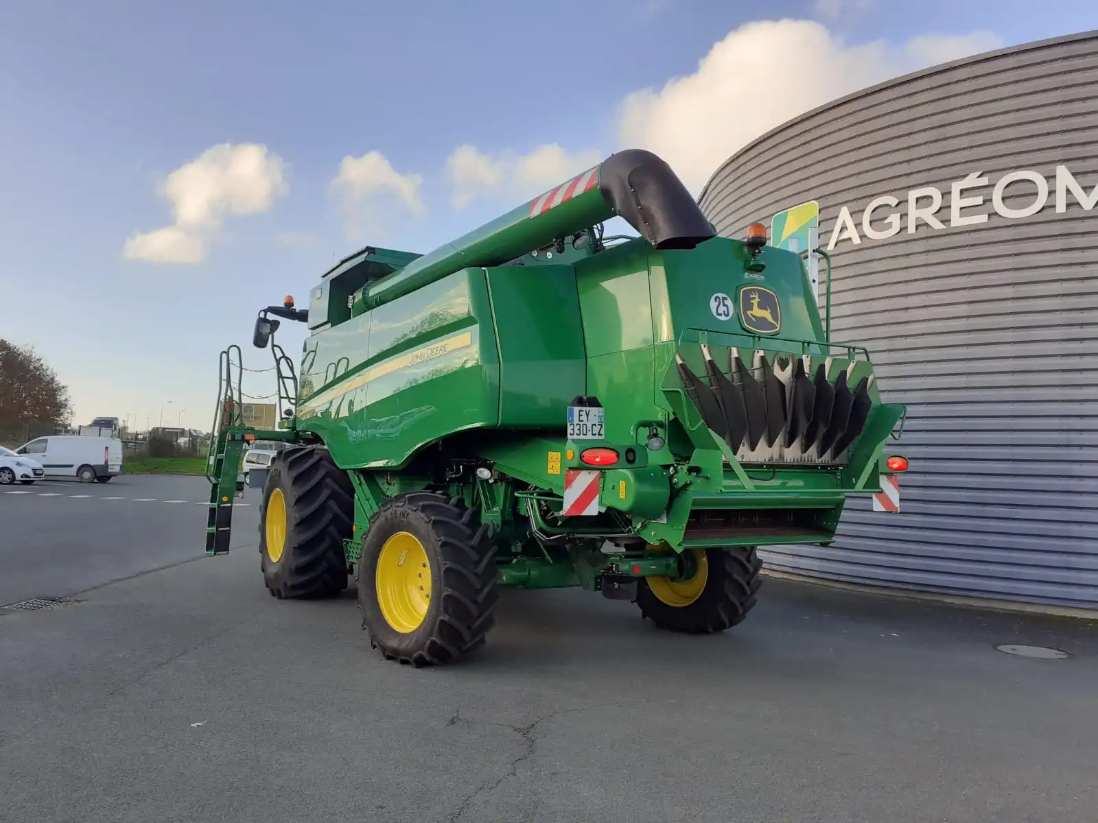 Image JOHN DEERE T560 (AM18)