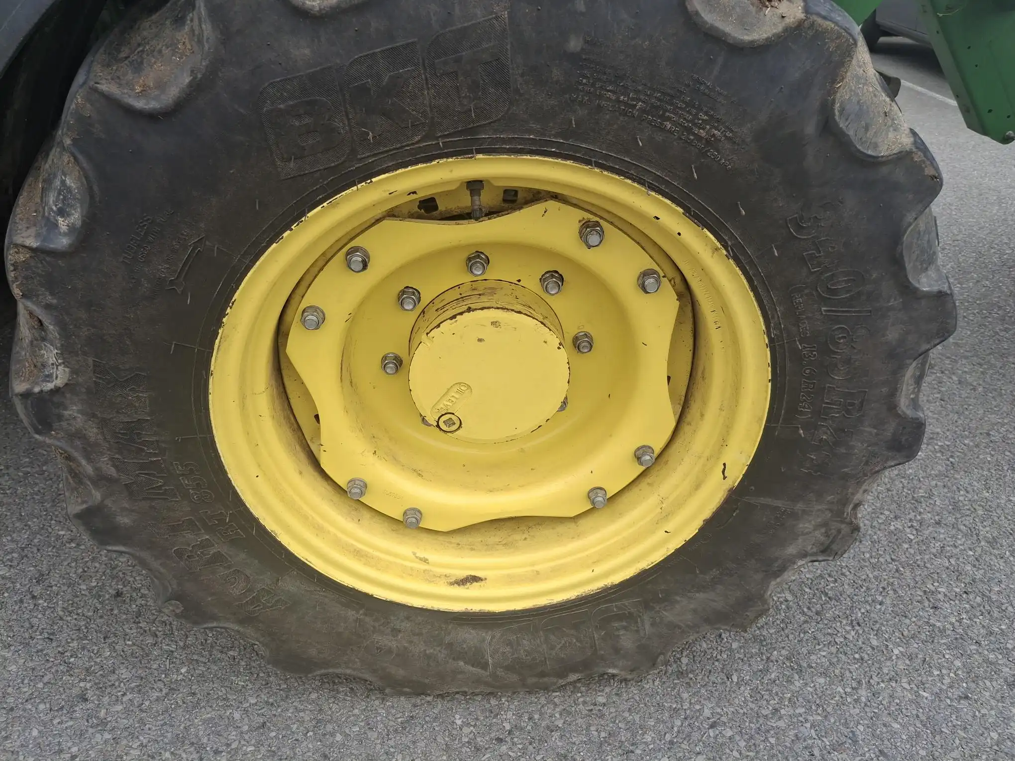 Image JOHN DEERE 5100R MY17