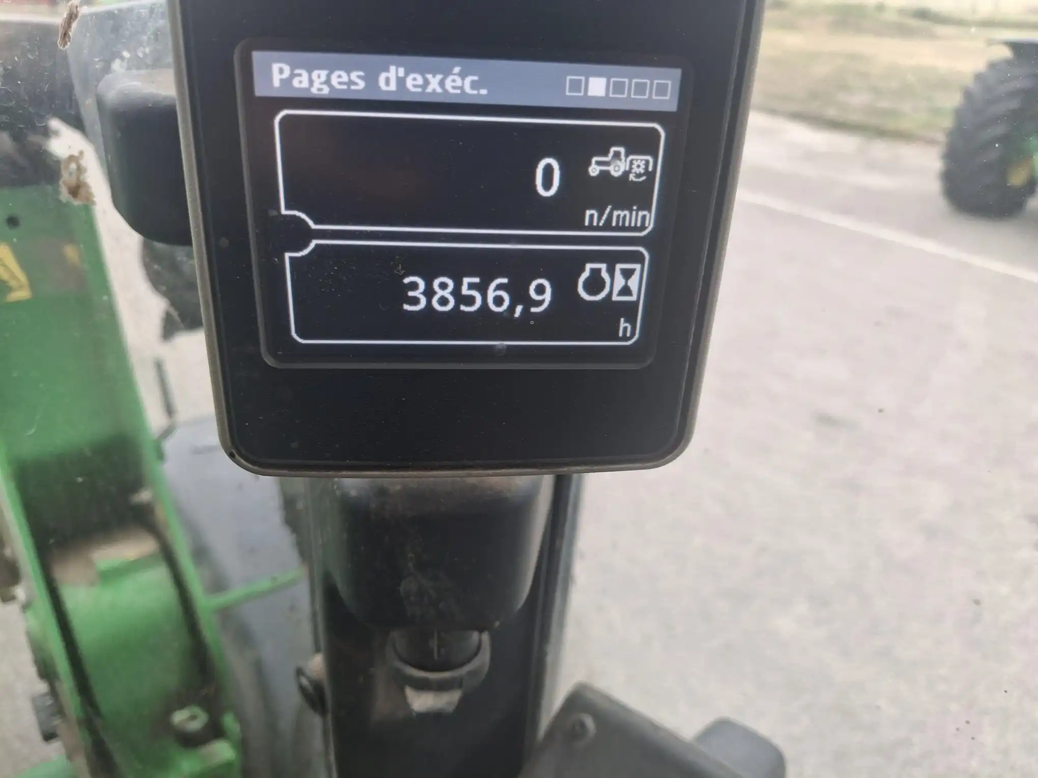 Image JOHN DEERE 5100R MY17