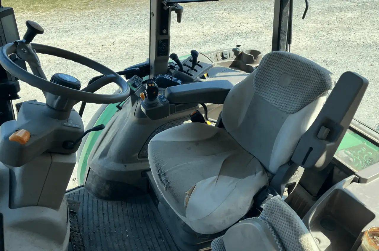 Image JOHN DEERE 5100R MY17