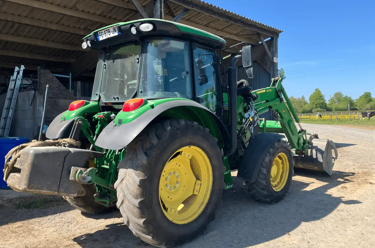 Image JOHN DEERE 5100R MY17