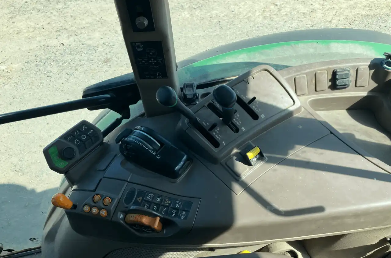 Image JOHN DEERE 5100R MY17