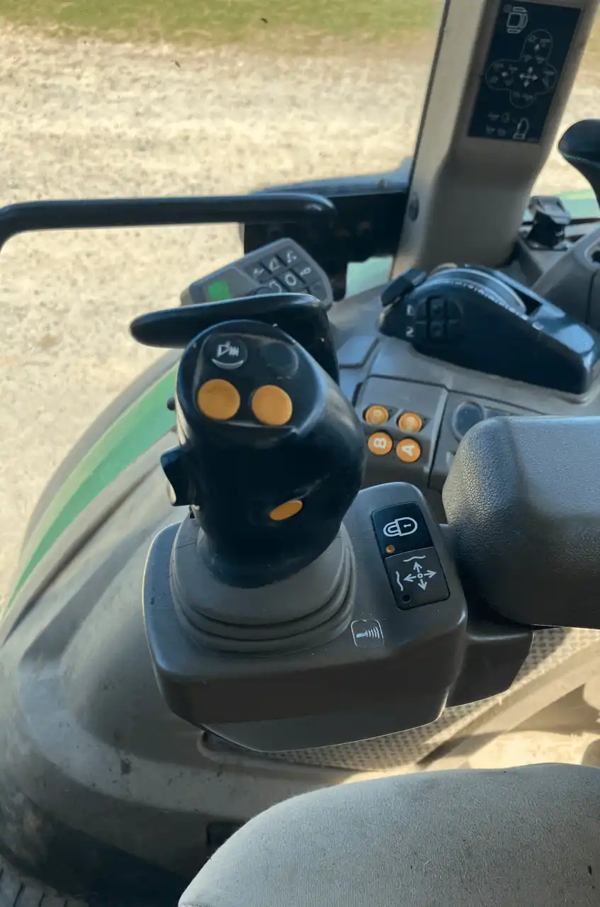 Image JOHN DEERE 5100R MY17
