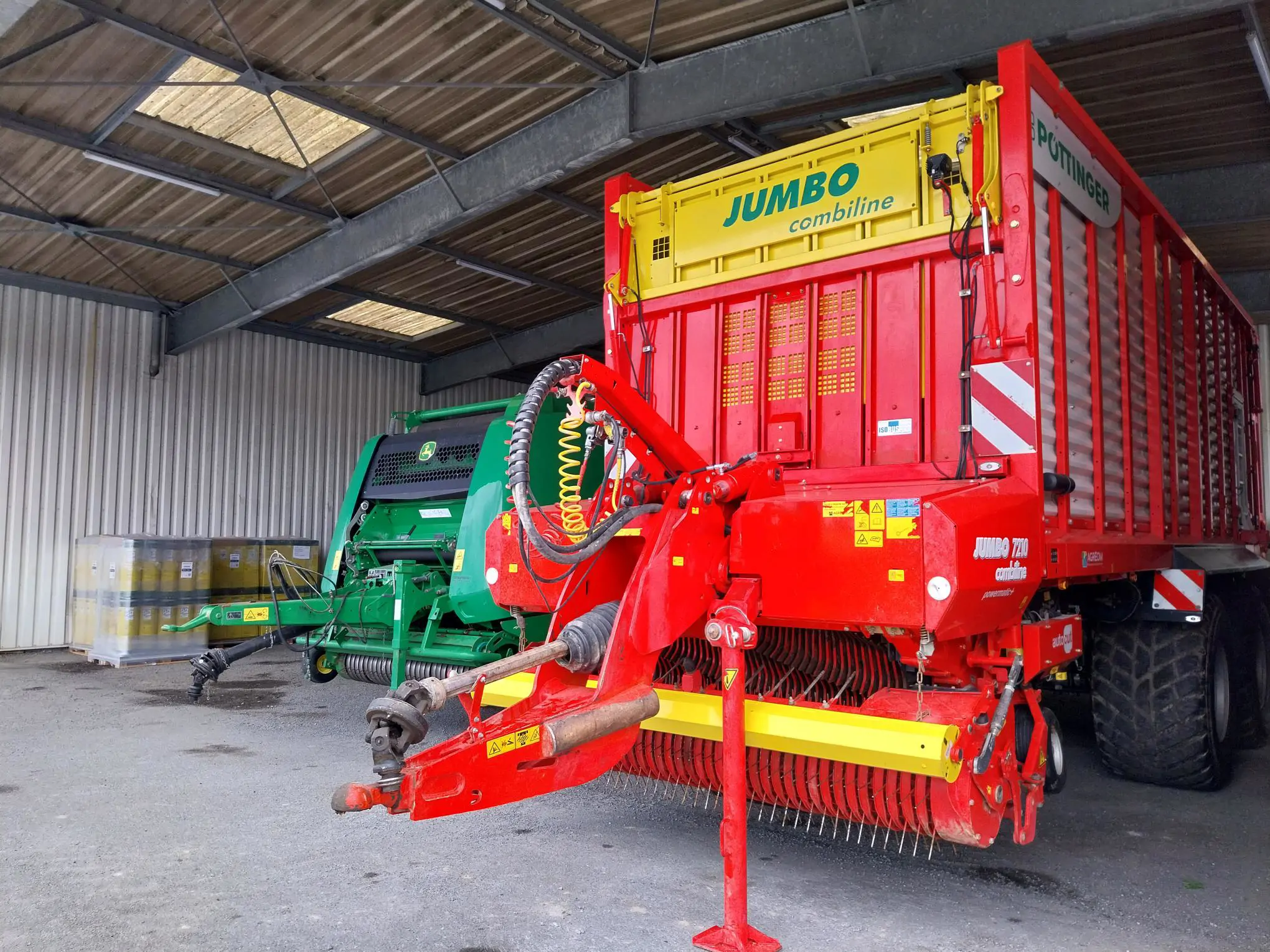Image POTTINGER JUMBO 7210L COMBILINE 72M3