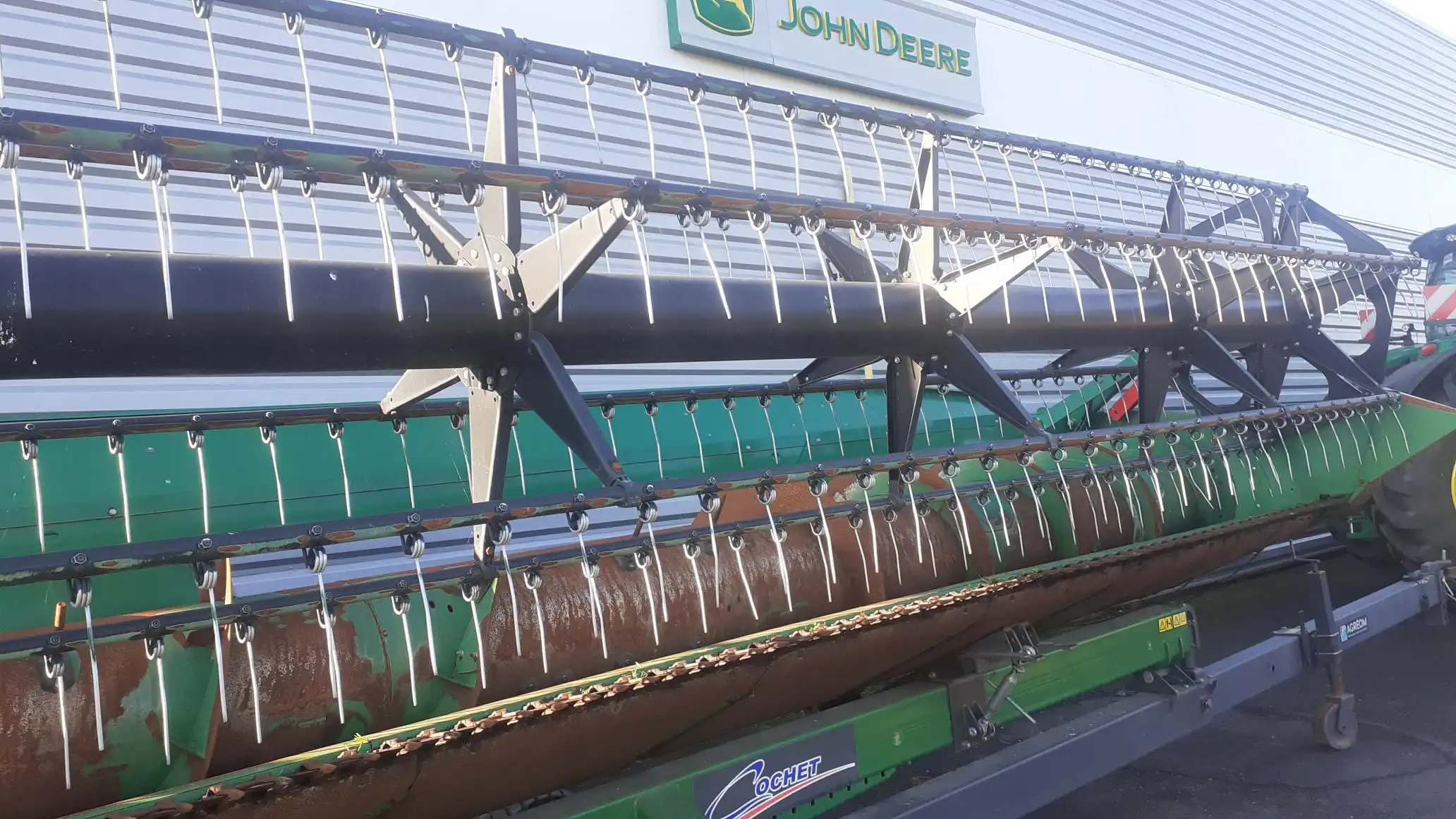 Image JOHN DEERE T560