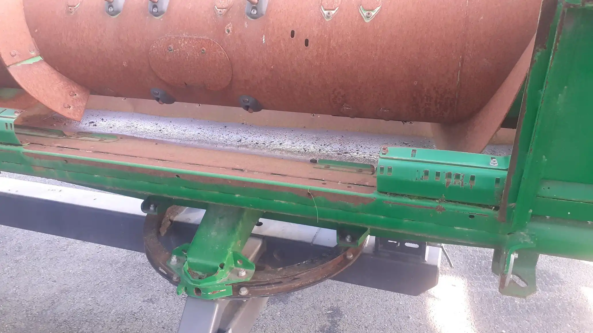 Image JOHN DEERE T560