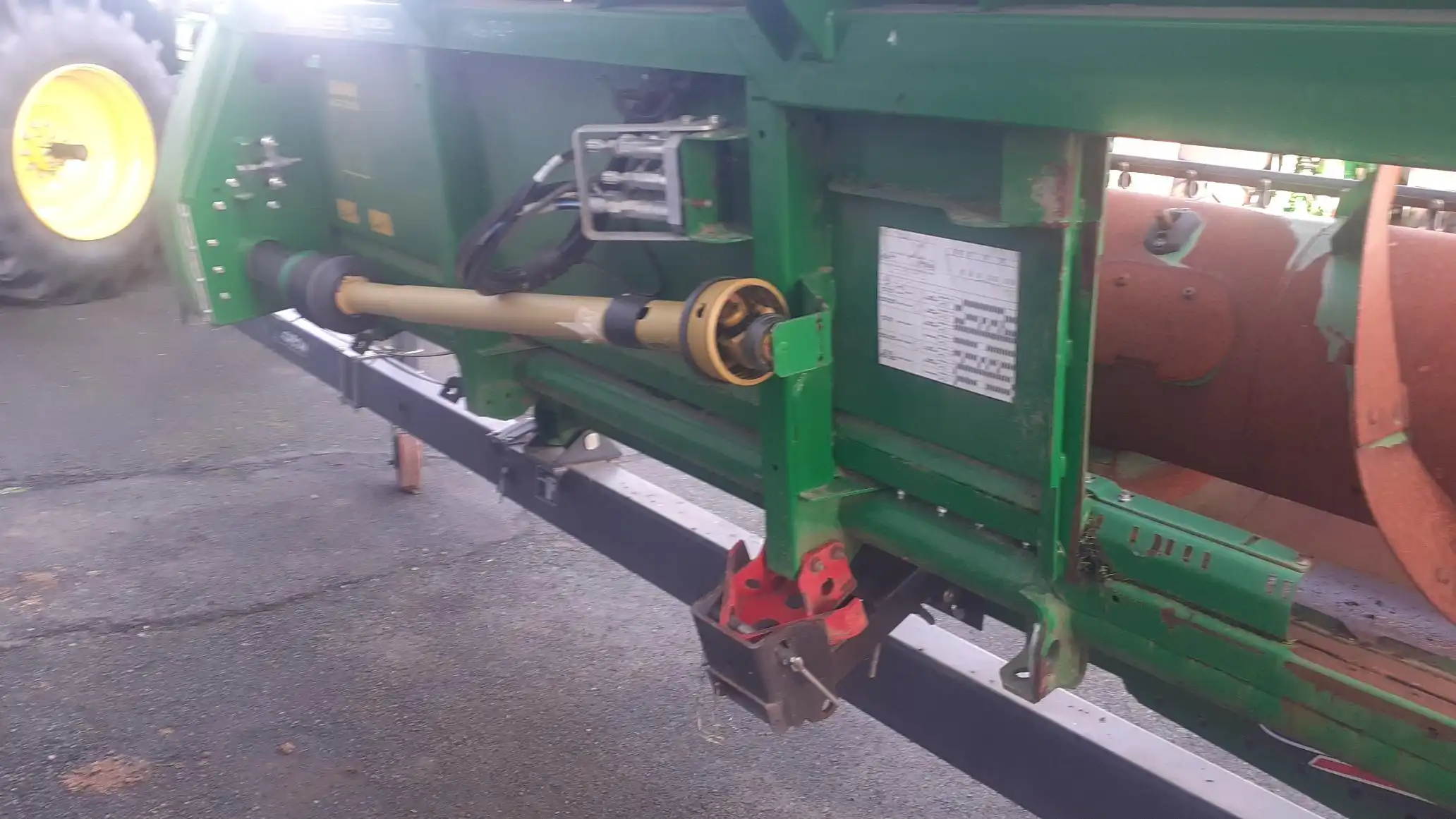 Image JOHN DEERE T560