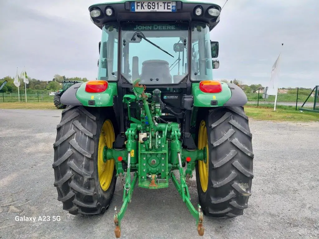 Image JOHN DEERE 5100R