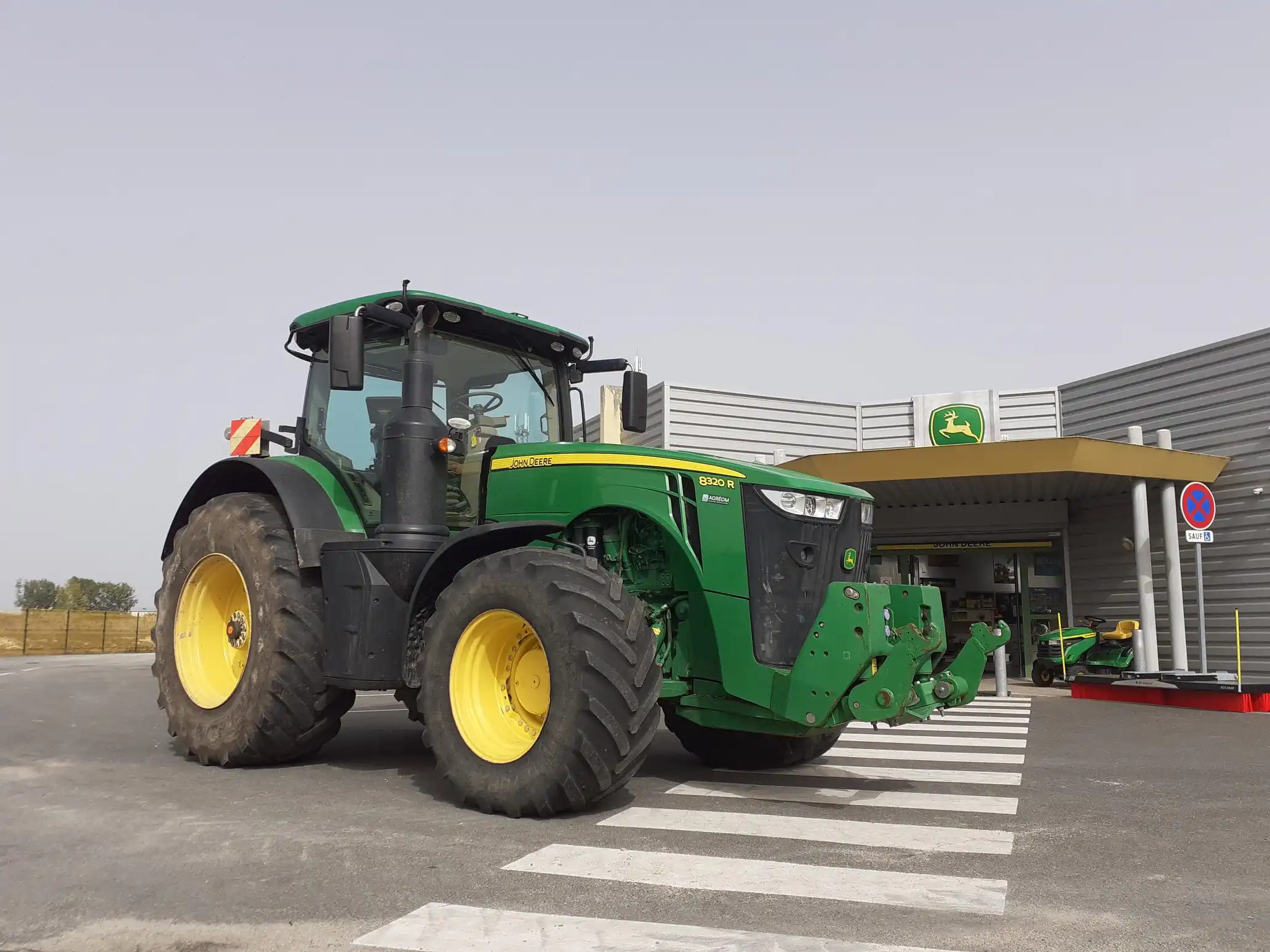 Photo JOHN DEERE 8320R (6)PG+/CE+ 5ANS 5000H