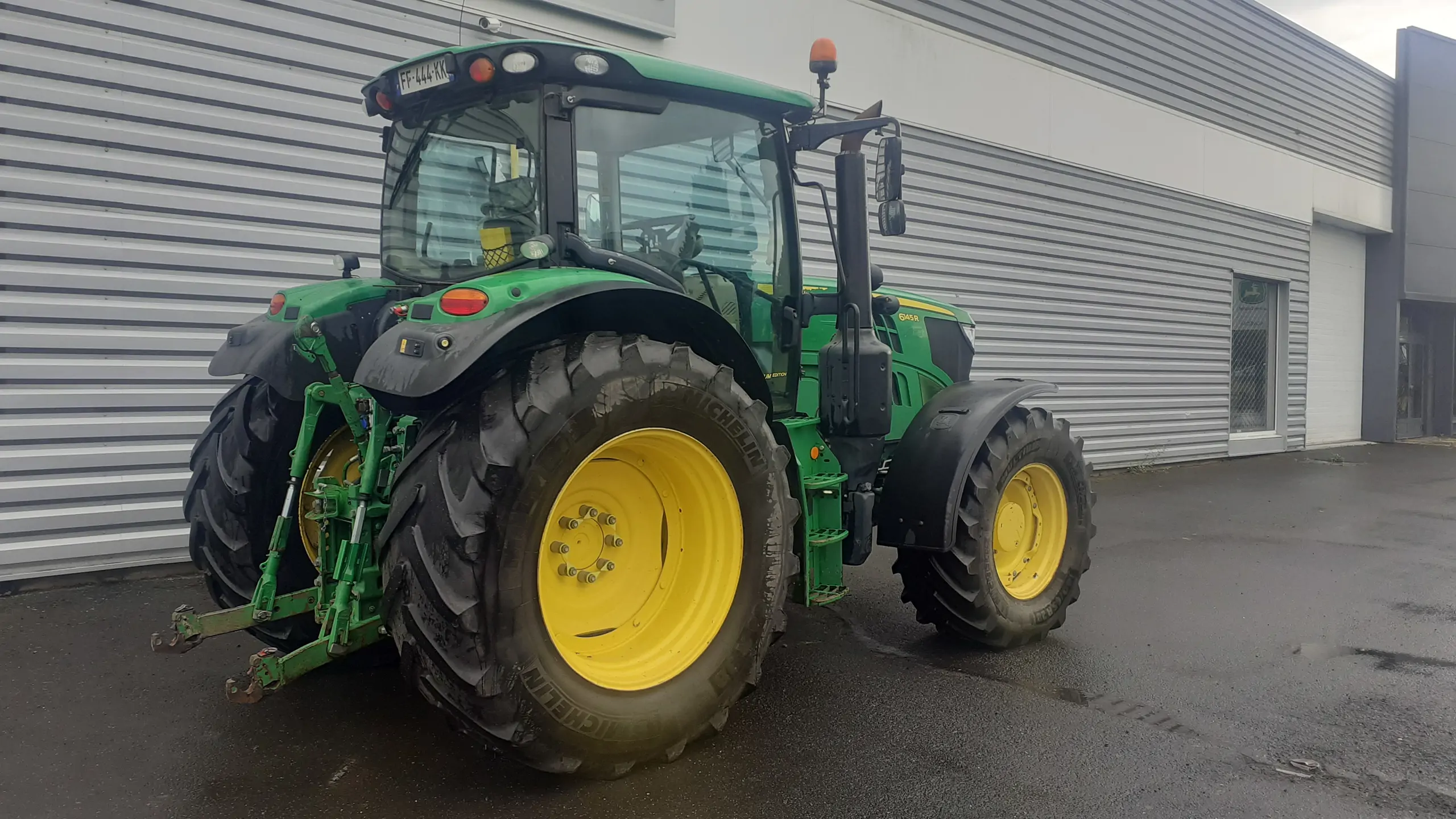 Image JOHN DEERE 6145R