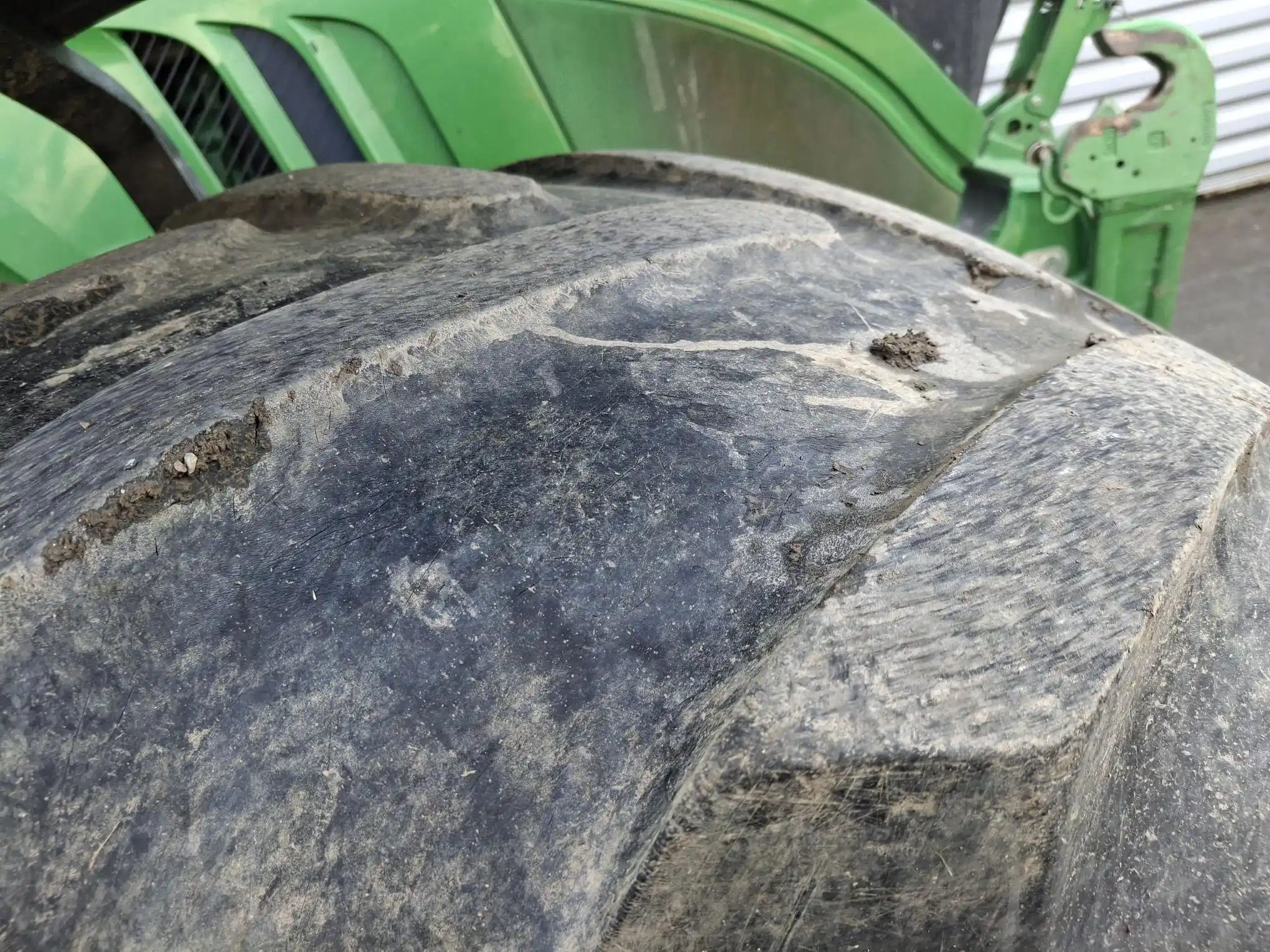 Image JOHN DEERE 6215R