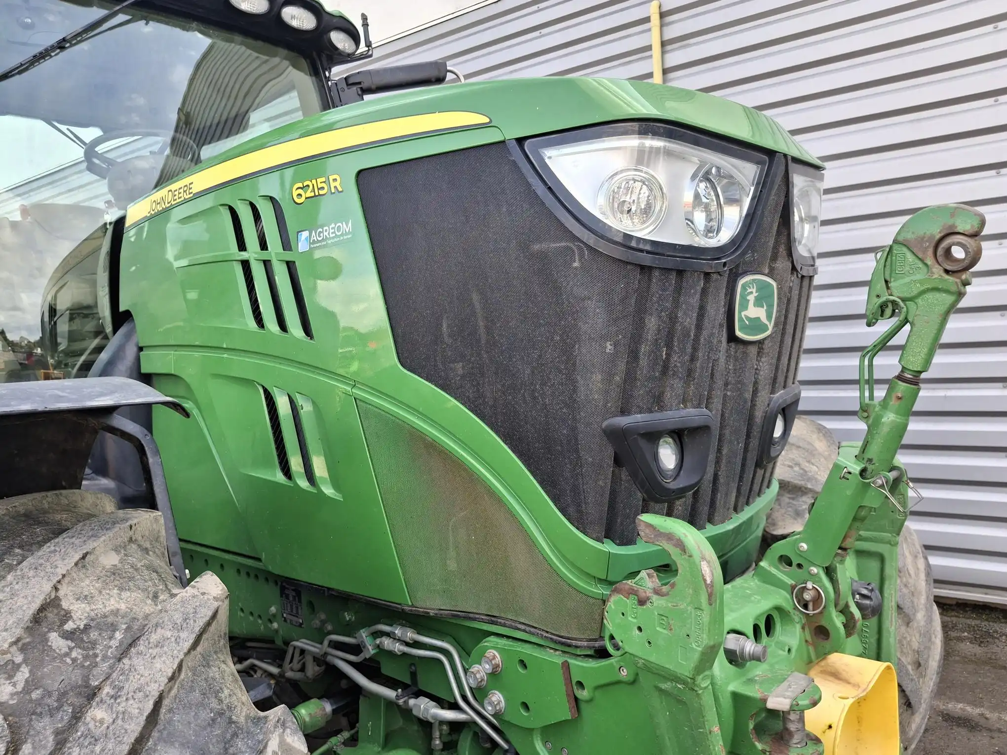 Image JOHN DEERE 6215R